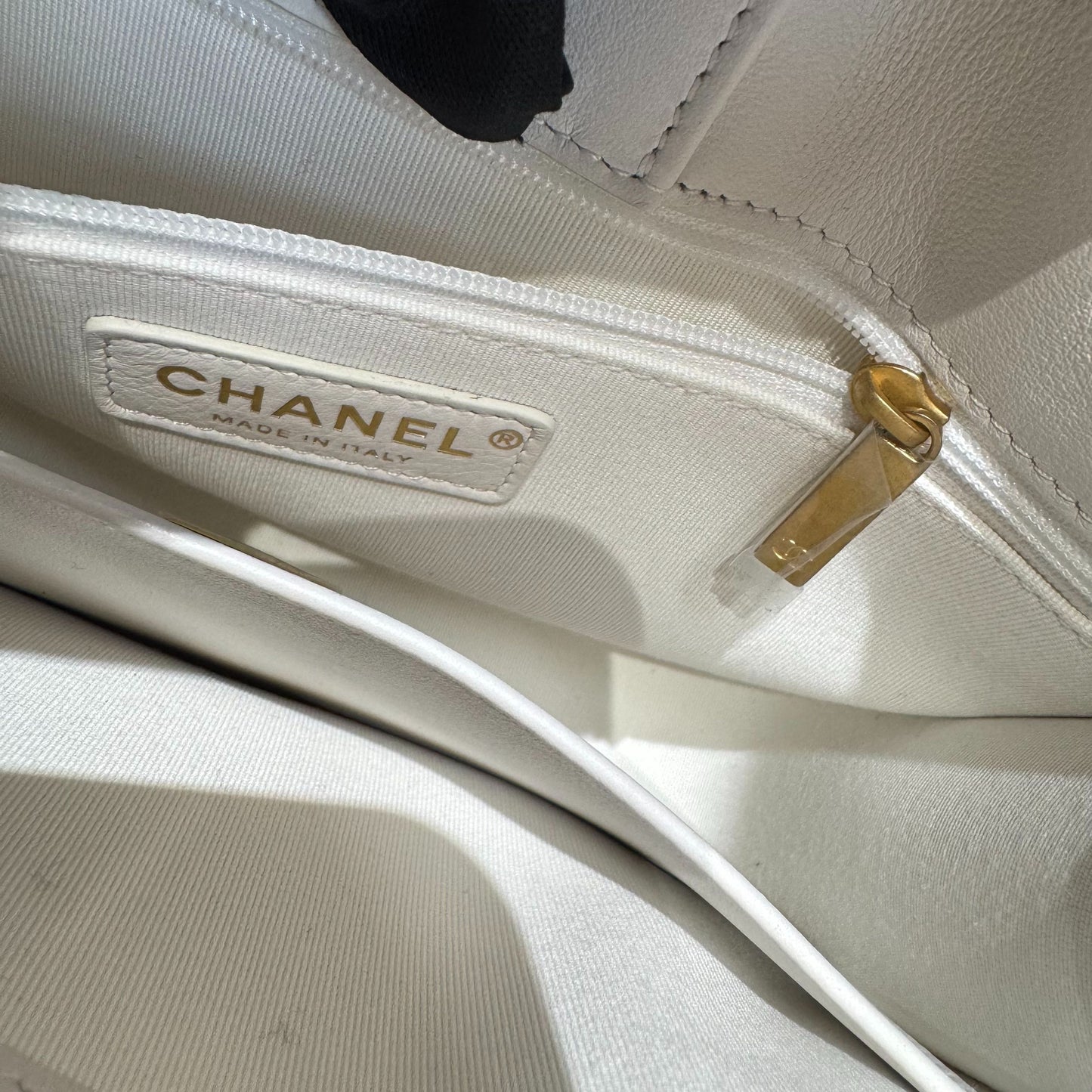 Chanel - Hobo Bag - Leather - White