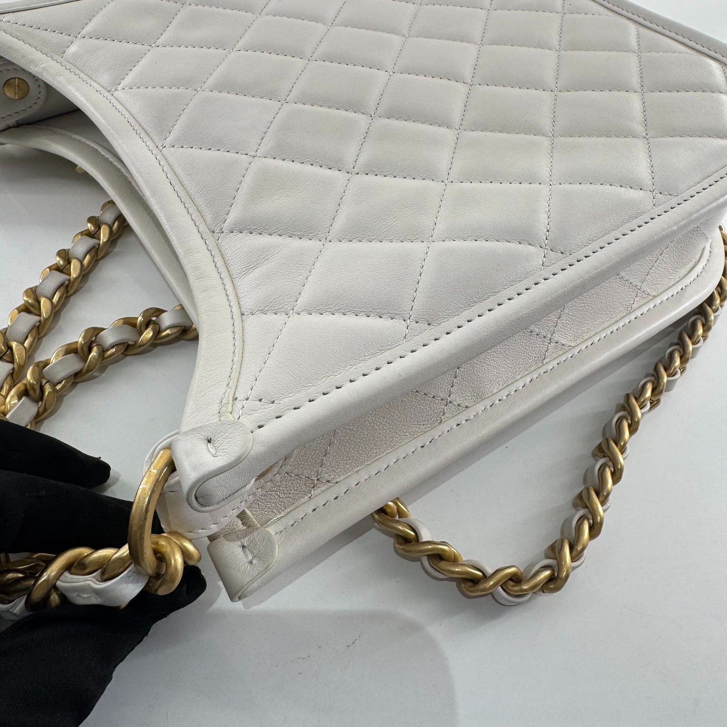 Chanel - Hobo Bag - Leather - White