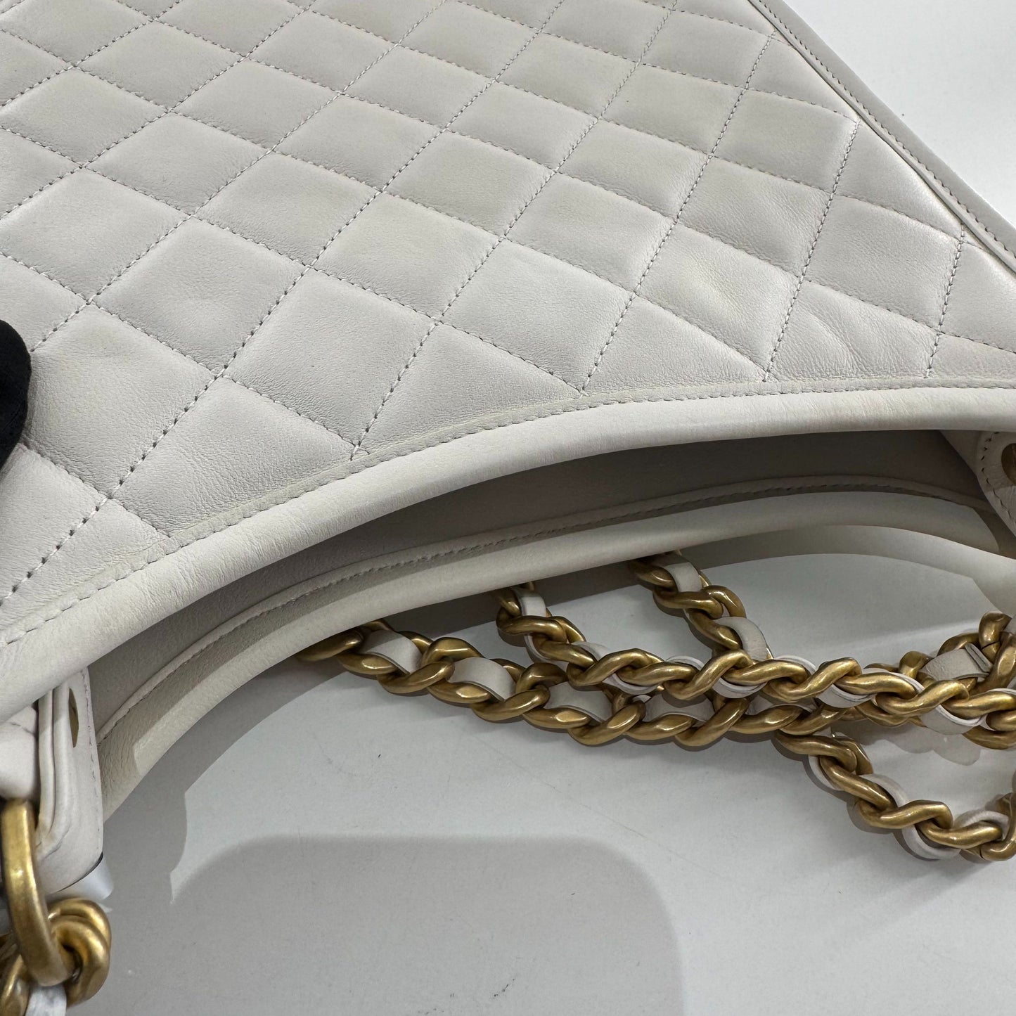 Chanel - Hobo Bag - Leather - White