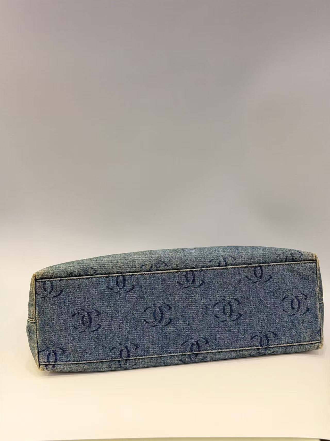Chanel - Hobo Bag - Denim - Blue - (large)