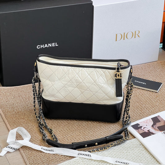 Chanel - Hobo Bag - Leather - Multicolour - (medium)