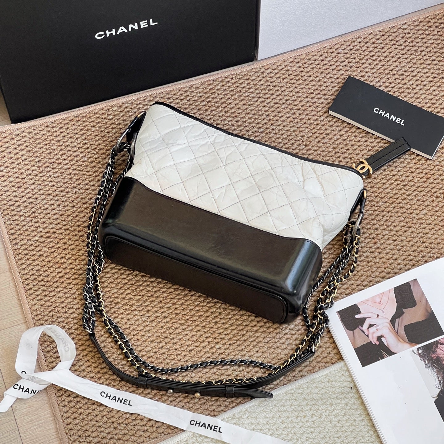 Chanel - Hobo Bag - Leather - Multicolour - (medium)