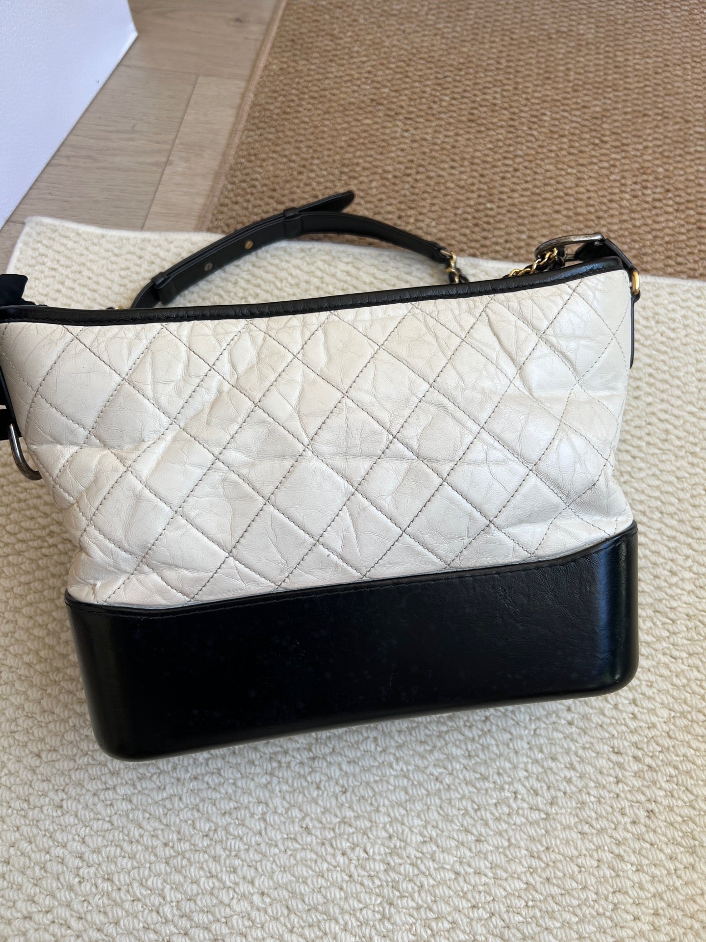 Chanel - Hobo Bag - Leather - Multicolour - (medium)