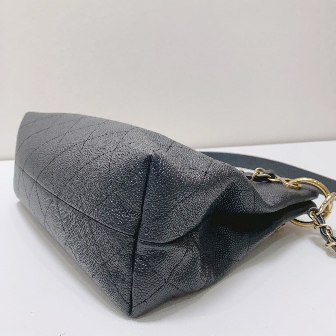 Chanel - Hobo Bucket Bag - Caviar leather - Black - (medium)