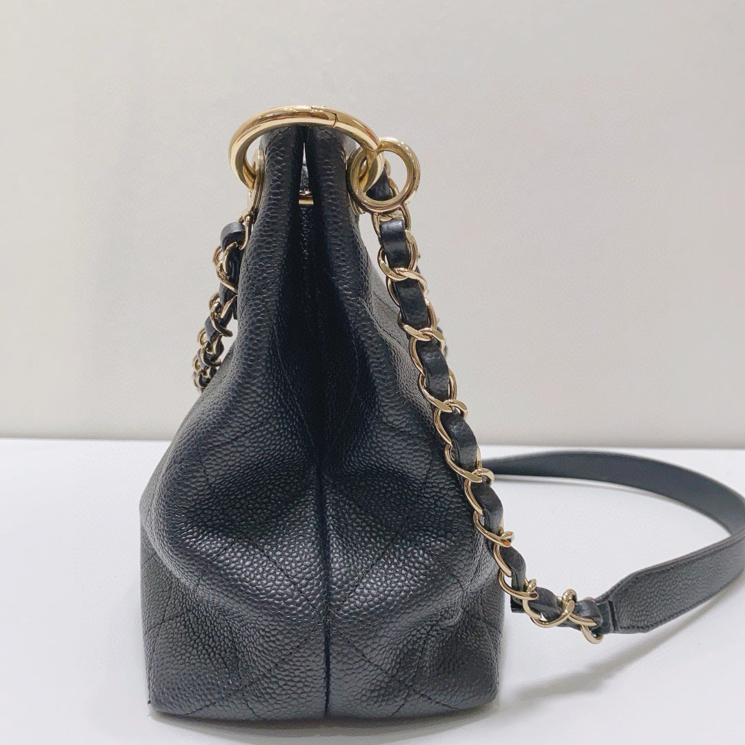 Chanel - Hobo Bucket Bag - Caviar leather - Black - (medium)