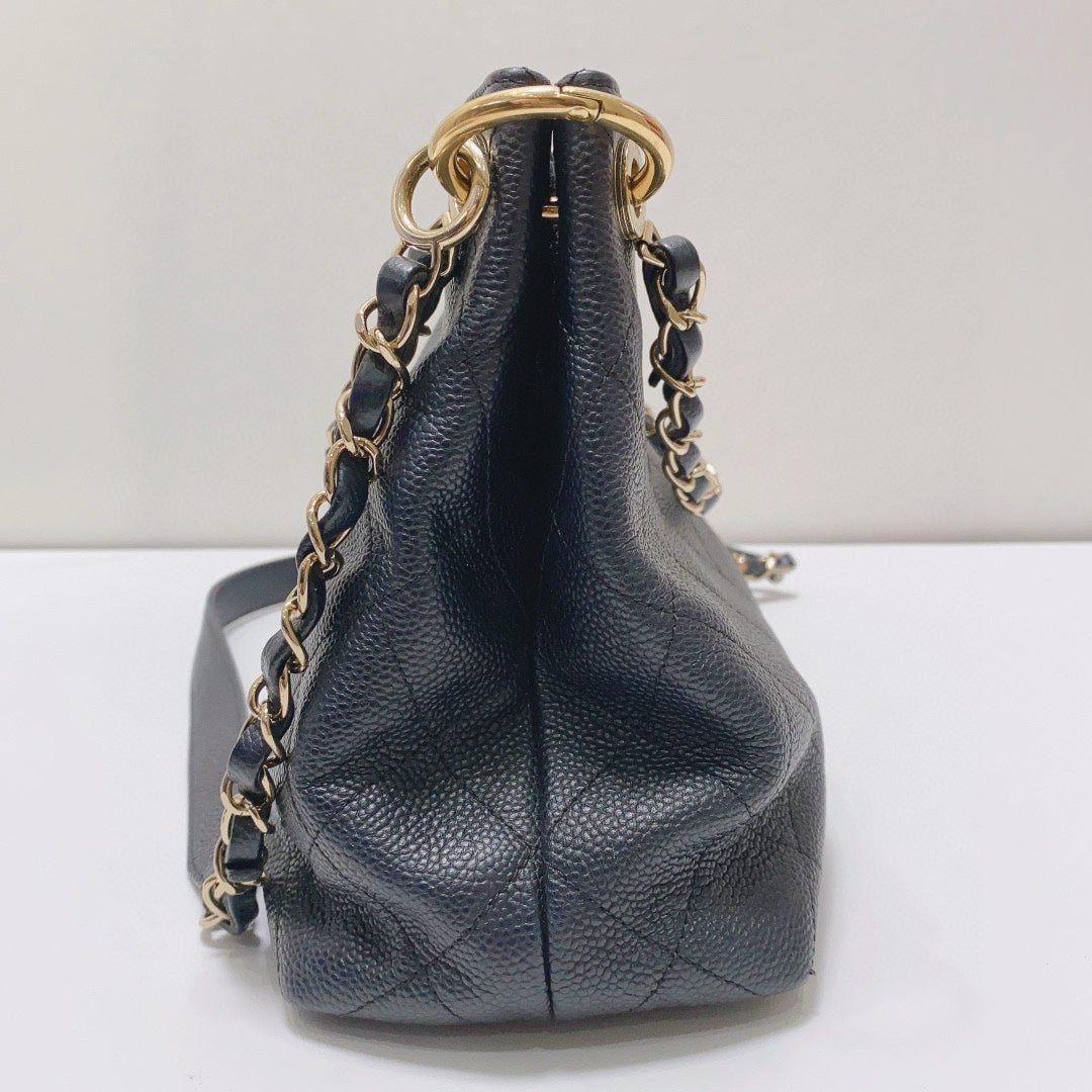 Chanel - Hobo Bucket Bag - Caviar leather - Black - (medium)