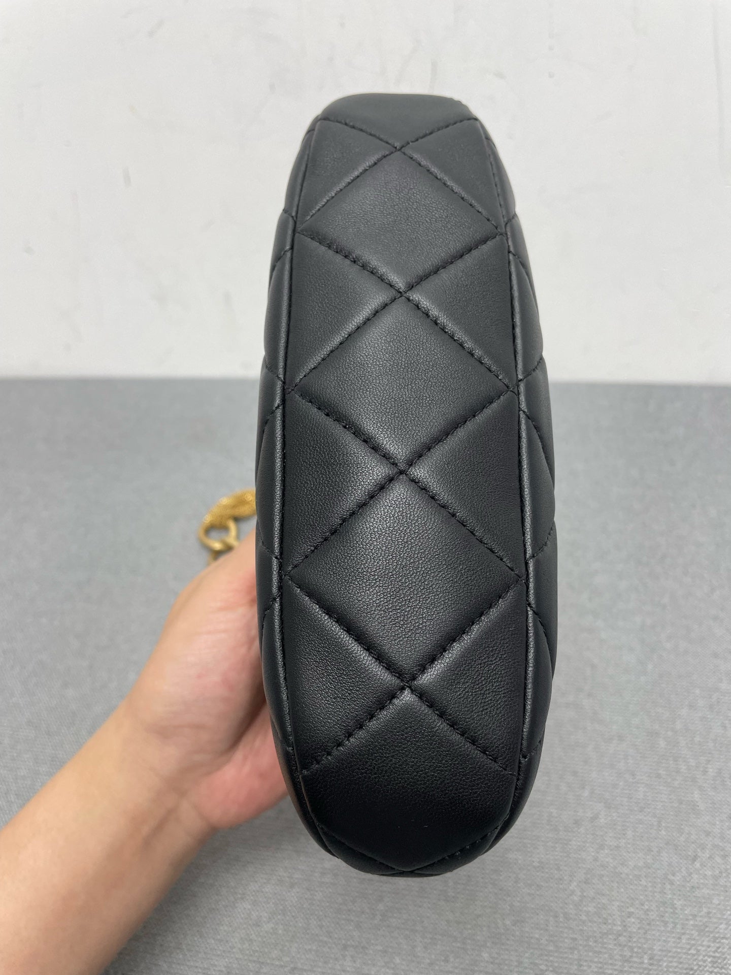 Chanel - Hobo - Leather - Black - (mini)