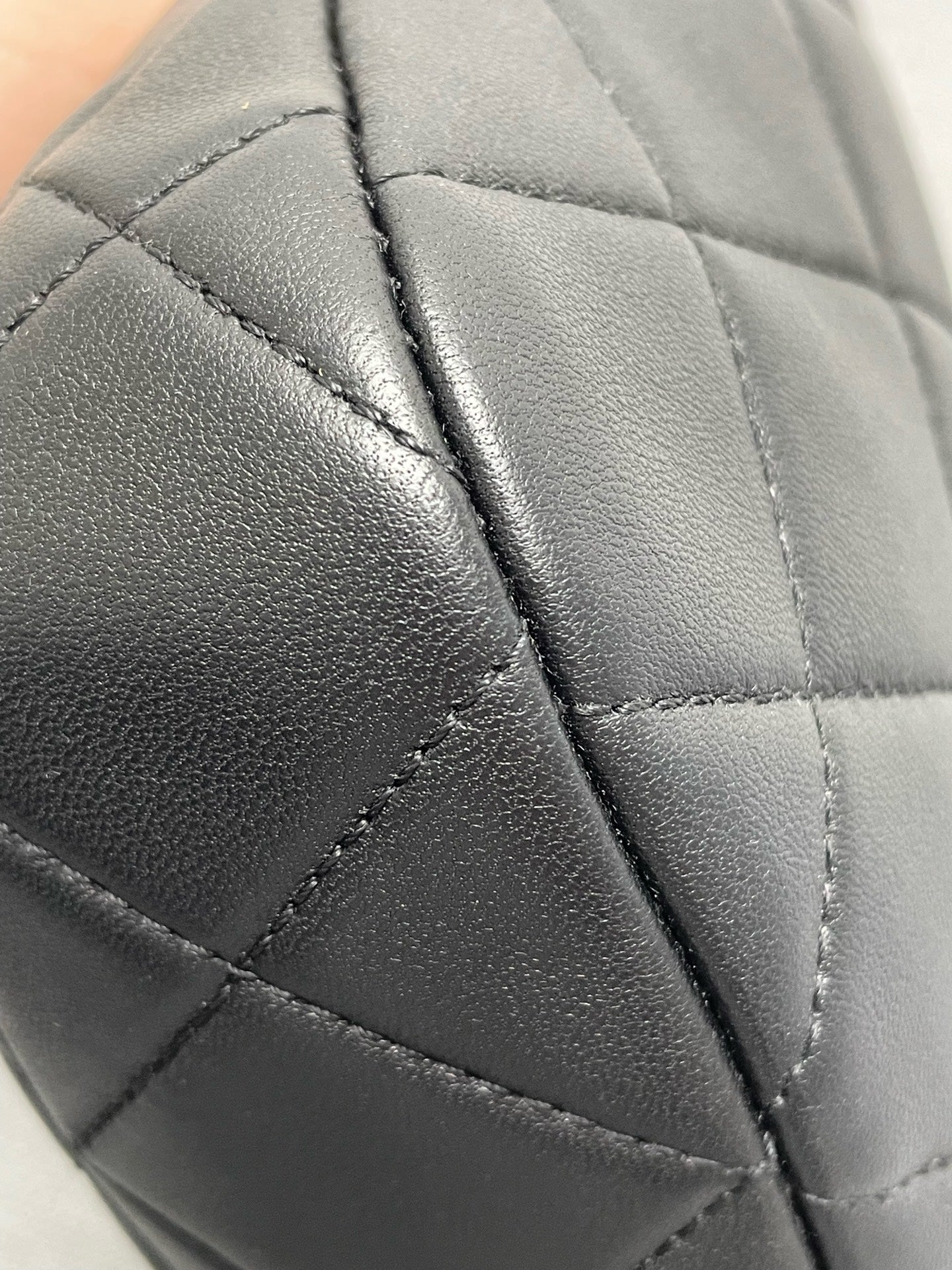 Chanel - Hobo - Leather - Black - (mini)