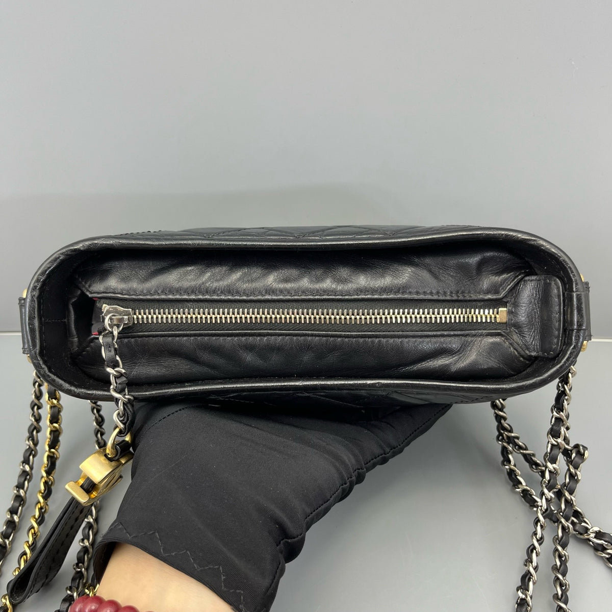 Chanel - Hobo - Leather - Black - (small)