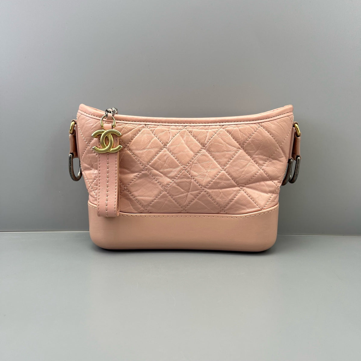 Chanel - Hobo - Leather - Pink - (small)