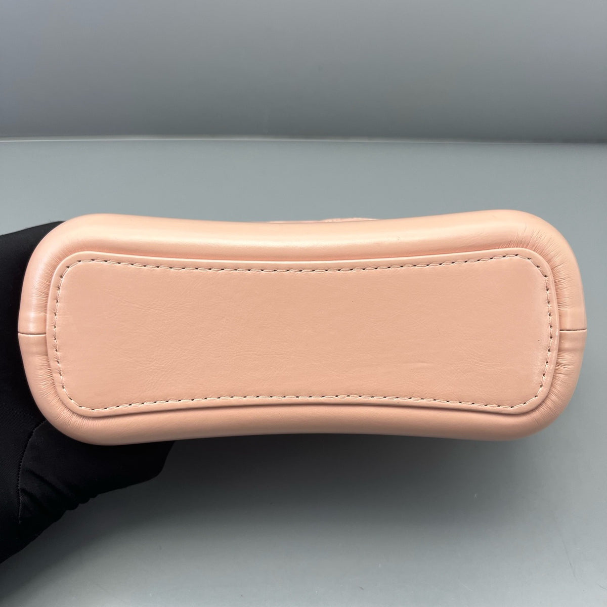 Chanel - Hobo - Leather - Pink - (small)