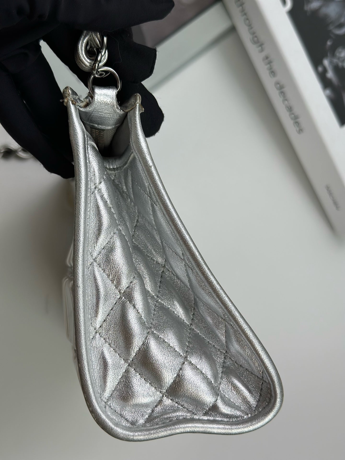 Chanel - Ice Cube - Leather - Silver - (Small)