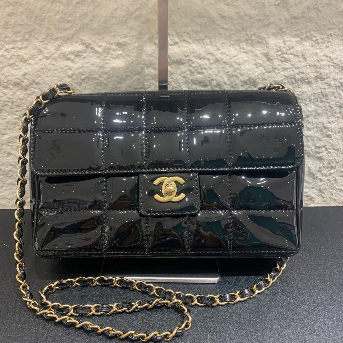 Chanel - Ice Cube - Patent leather - Black - (medium)