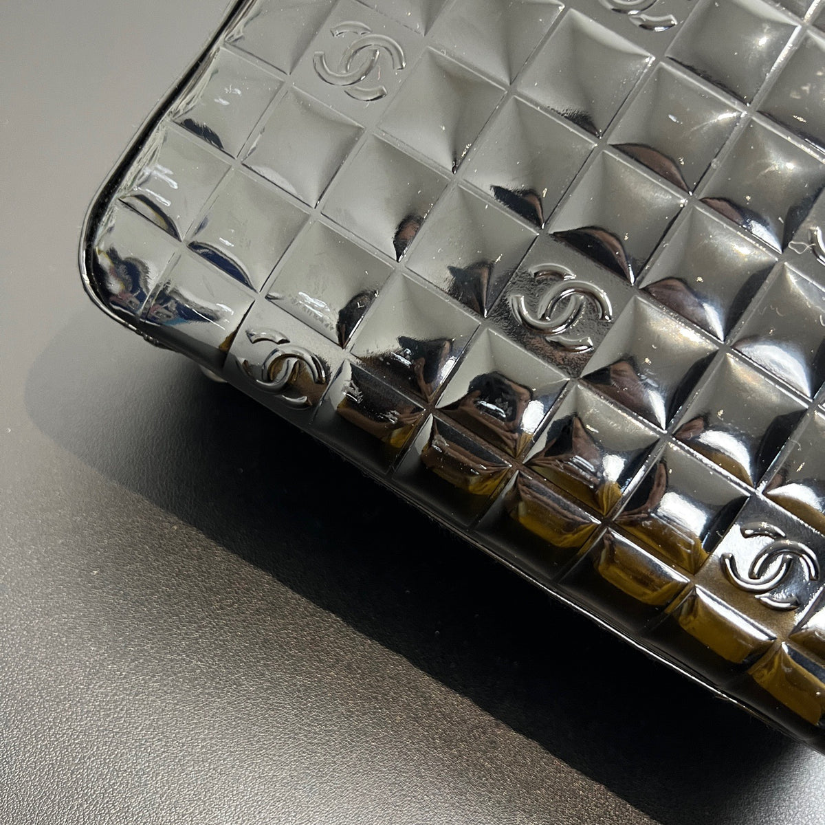 Chanel - Ice Cube - Patent leather - Black - (small)