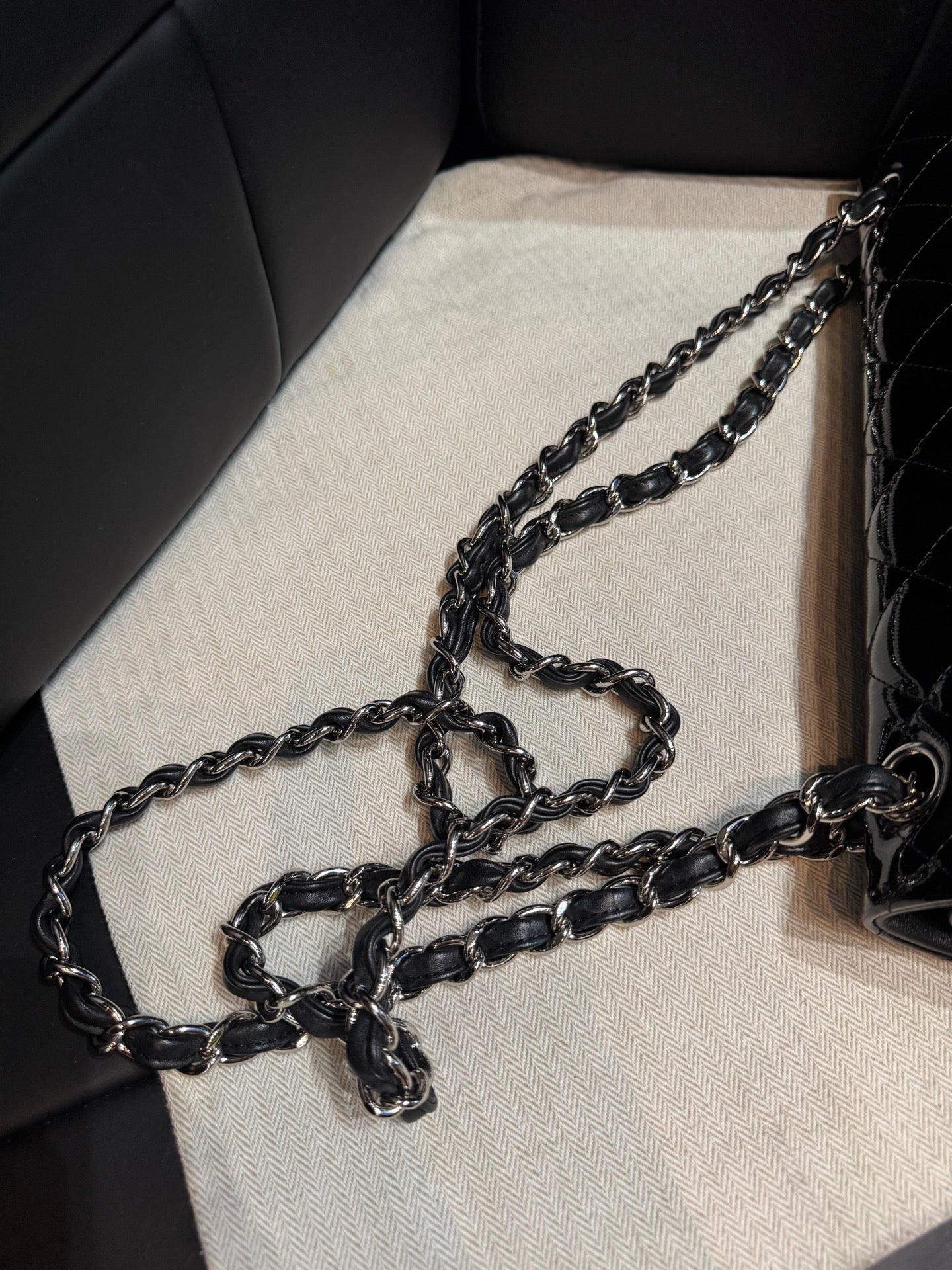Chanel - Jumbo Double Flap - Patent leather - Black - (large)