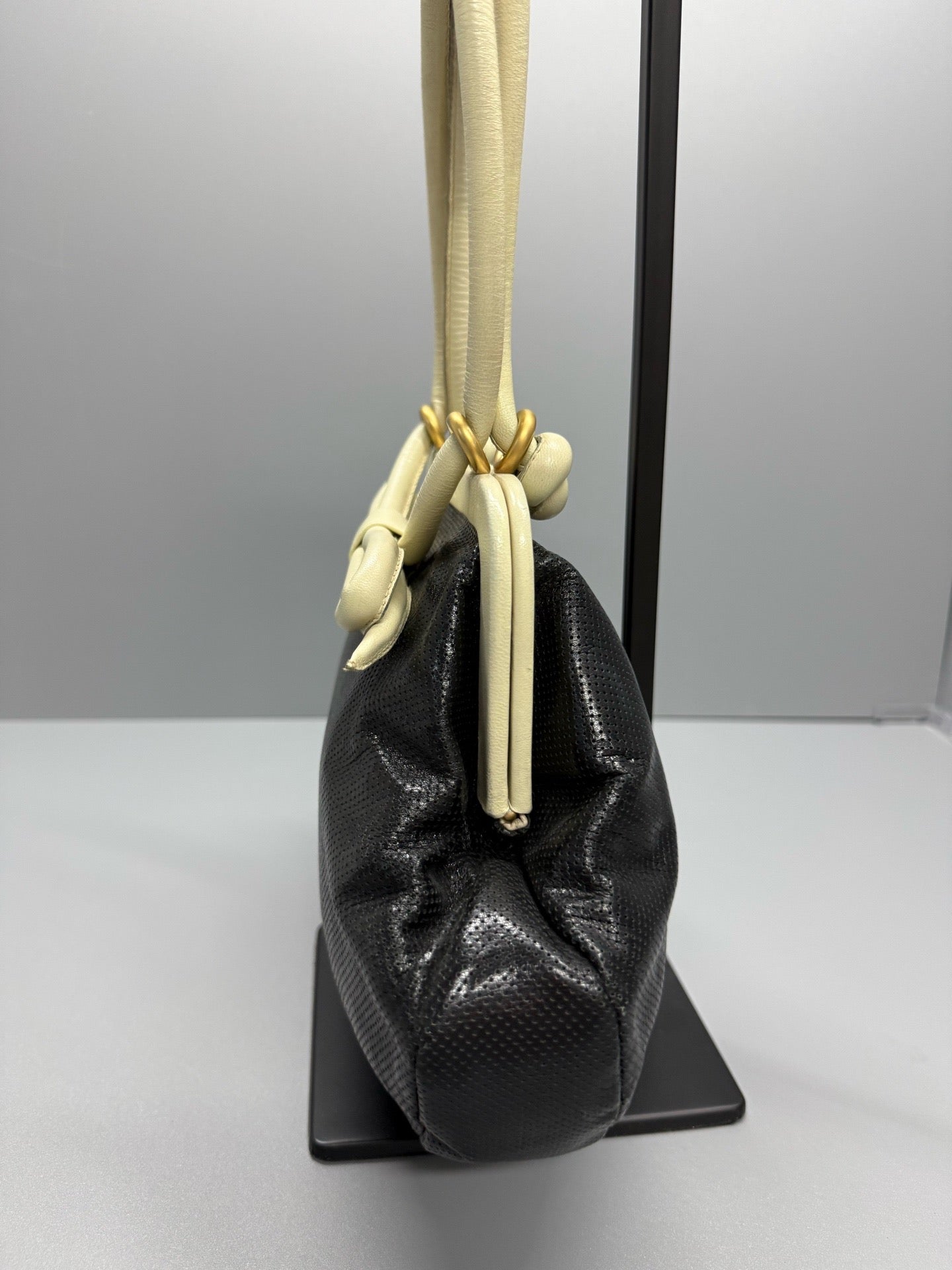 Chanel - Kiss Lock Bow Bag - Leather - Multicolour - (medium)