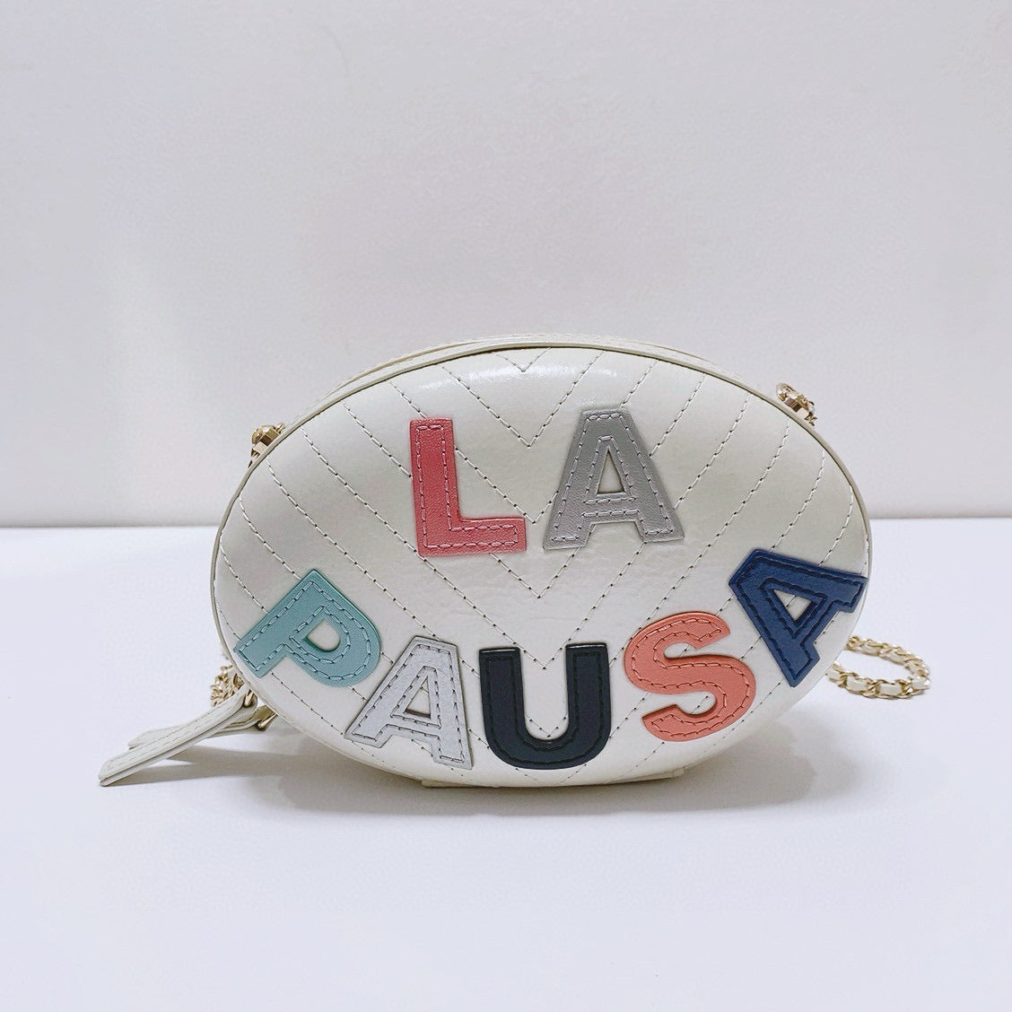 Chanel - La Pausa Limited Edition Oval Bag - Leather - White - (mini)