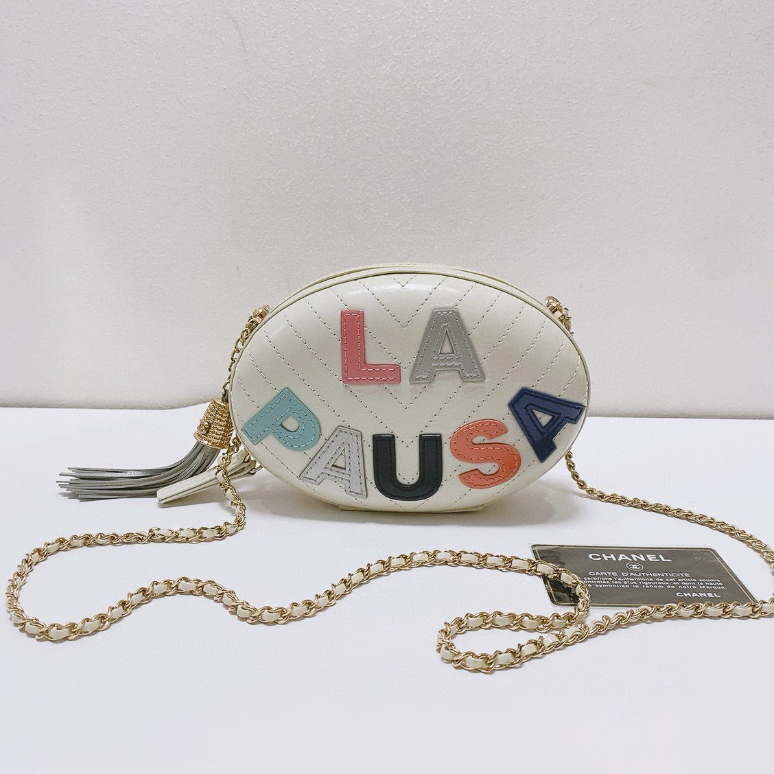 Chanel - La Pausa Oval Bag - Lambskin leather - White with Multicolour Letters - (mini)