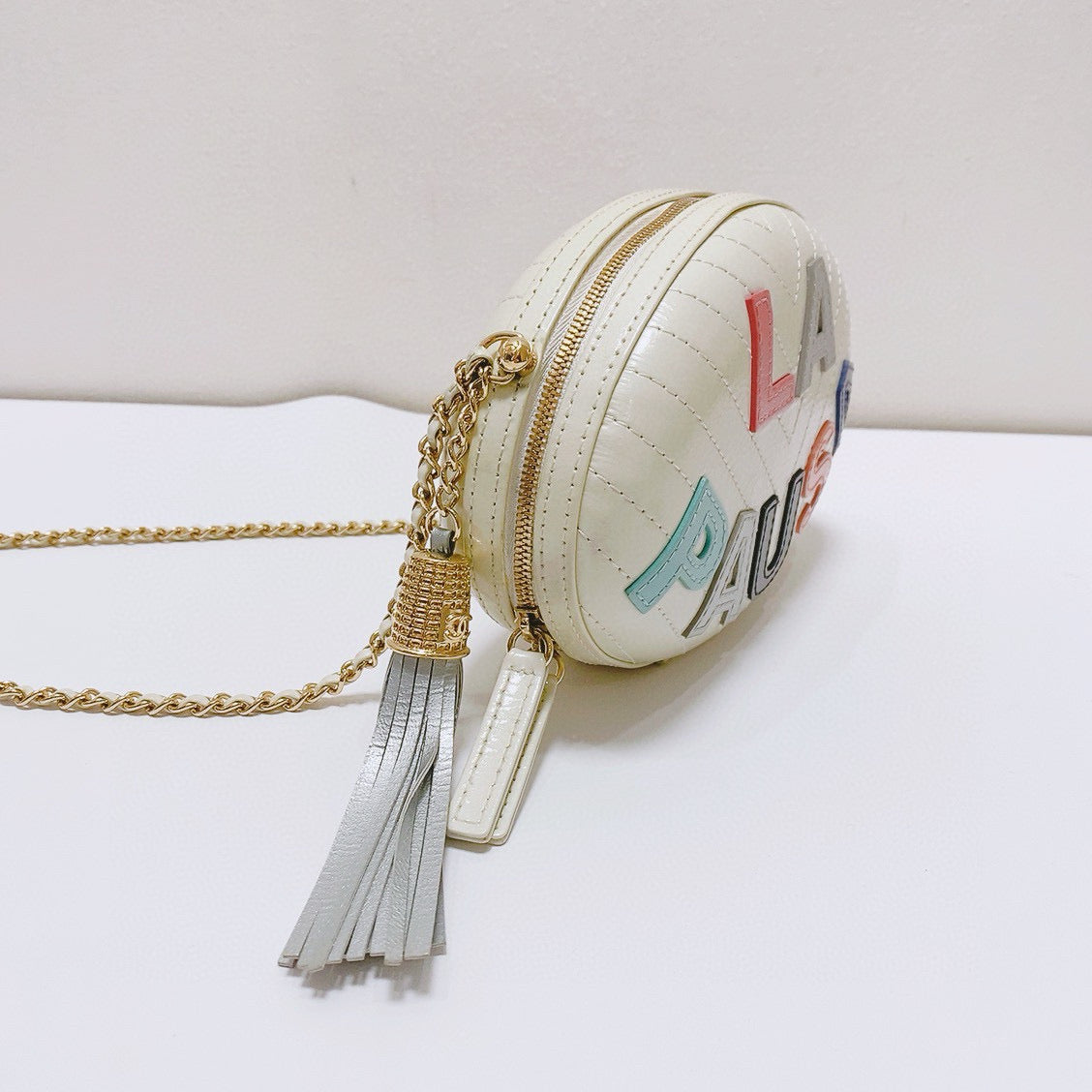 Chanel - La Pausa Oval Bag - Lambskin leather - White with Multicolour Letters - (mini)