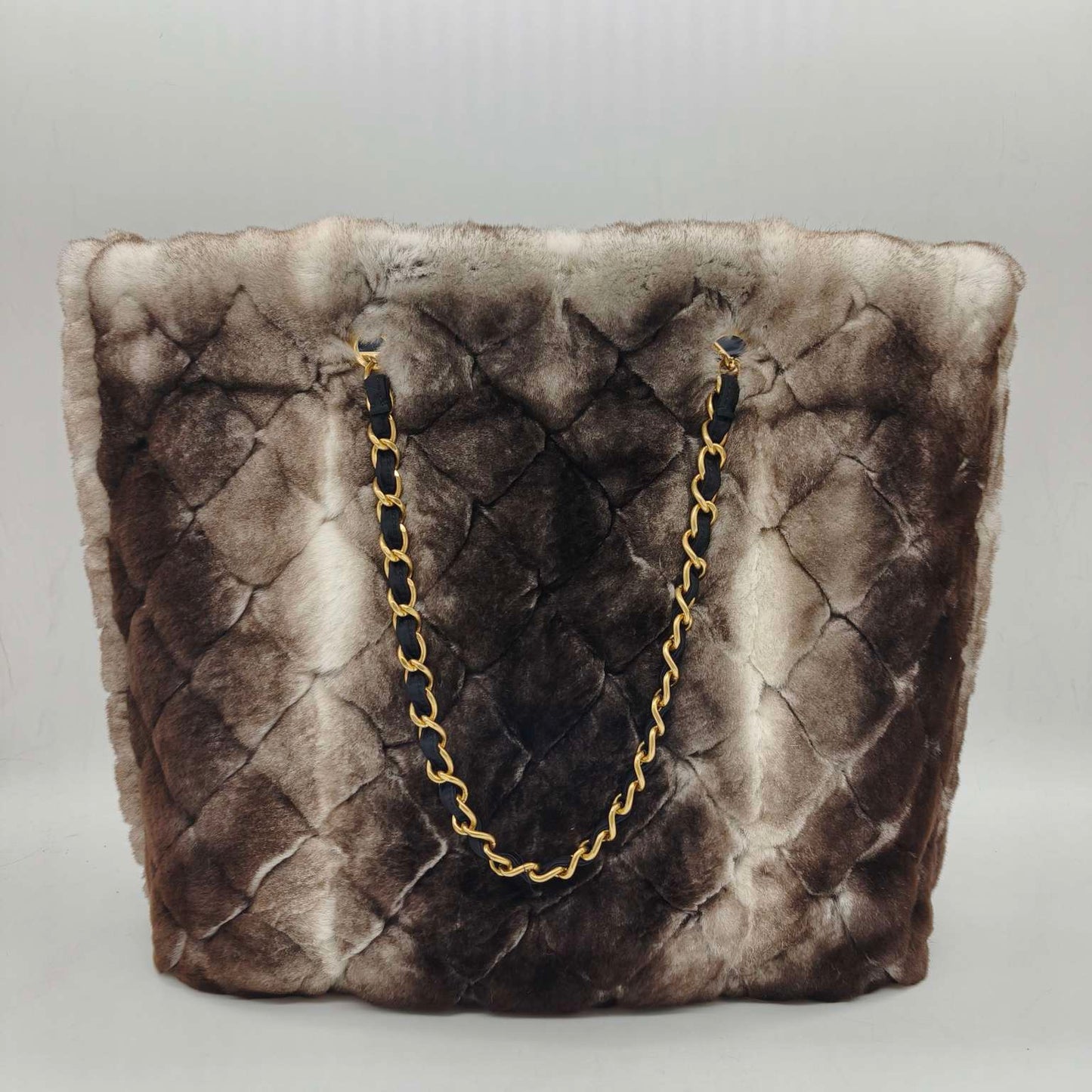 Chanel - Large Tote Bag with Pouch - Rabbit fur and Polyamide nylon with leather trim - Brown, Beige, and Black with Gold-Tone Hardware - (large)