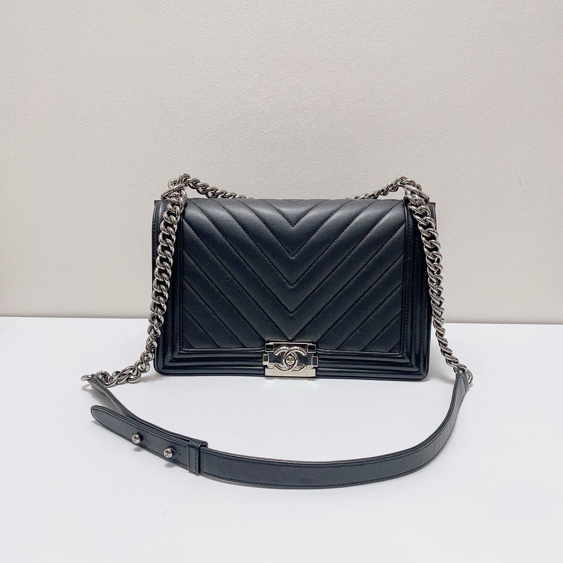 Chanel - Le Boy - Leather - Black