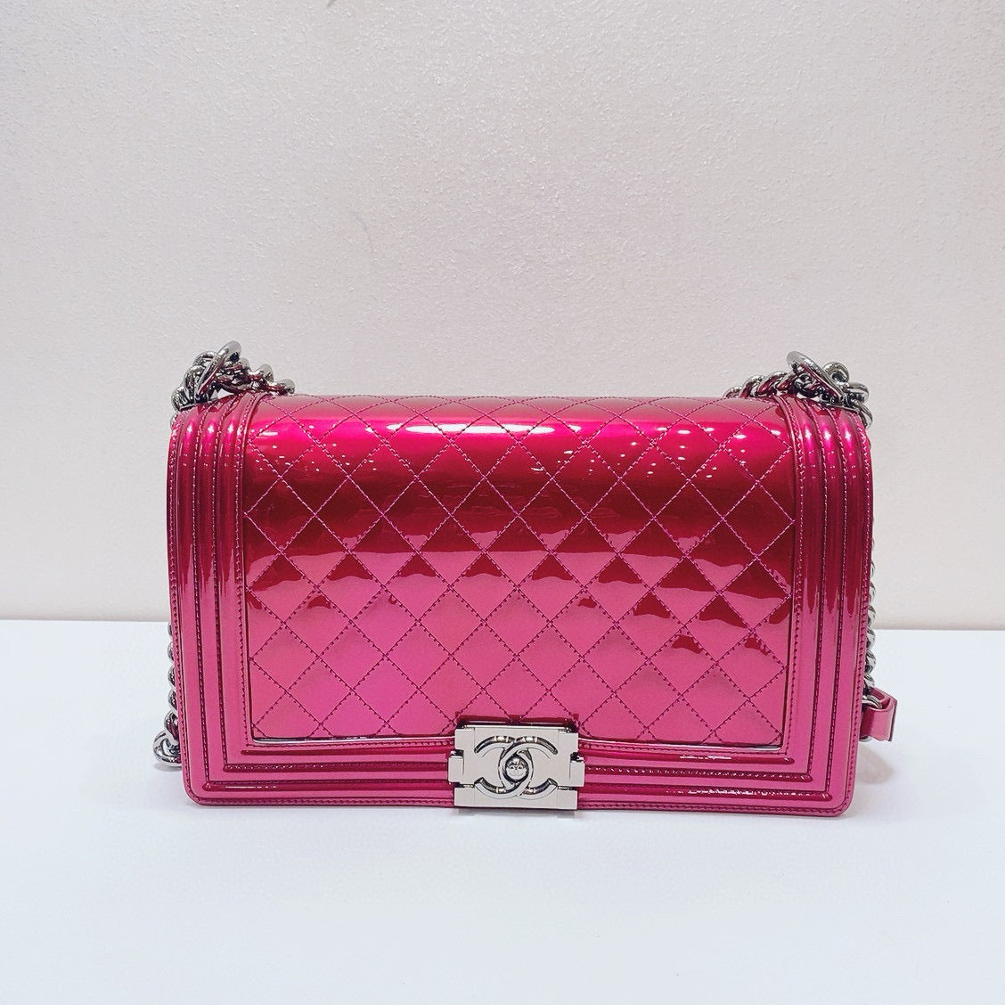 Chanel - Le Boy - Patent leather - Pink