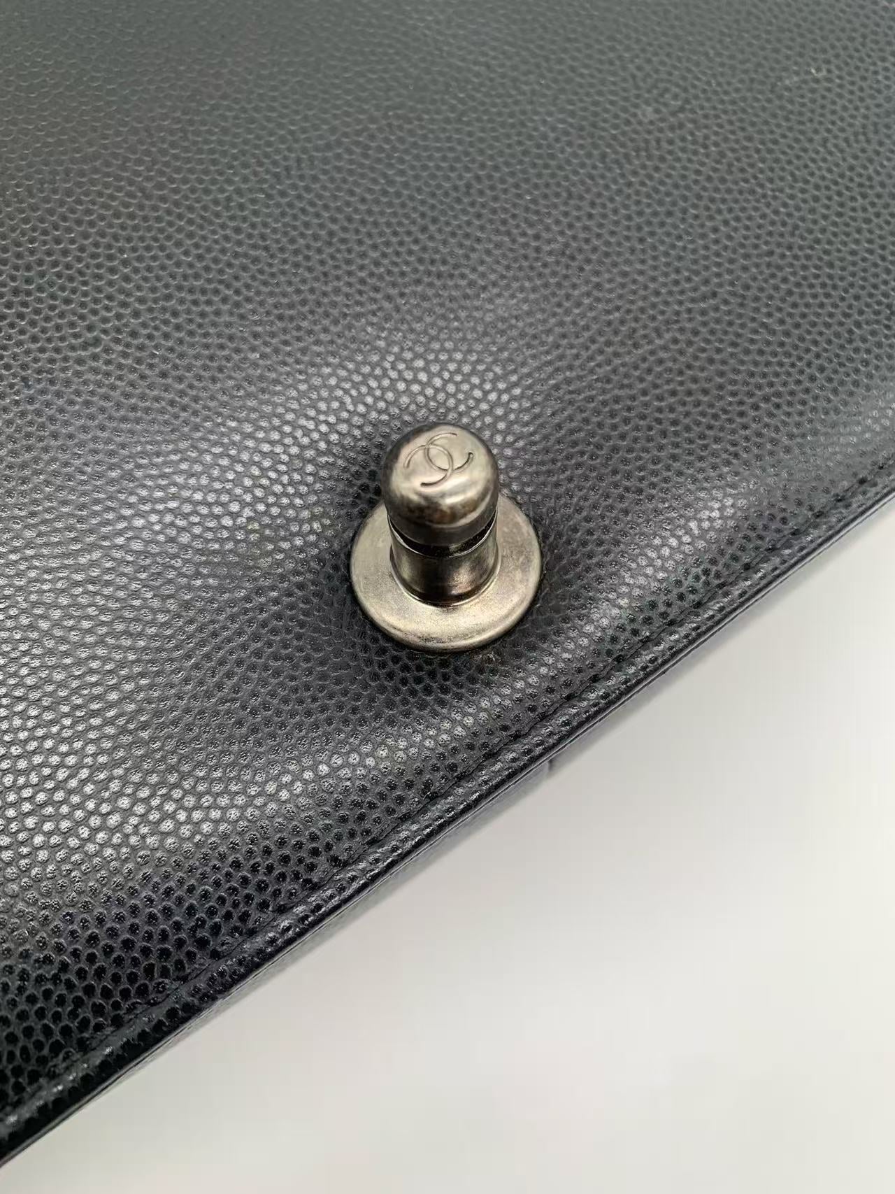 Chanel - Le Boy - Grained calfskin leather - Black with Silver-Tone Hardware - (Medium)