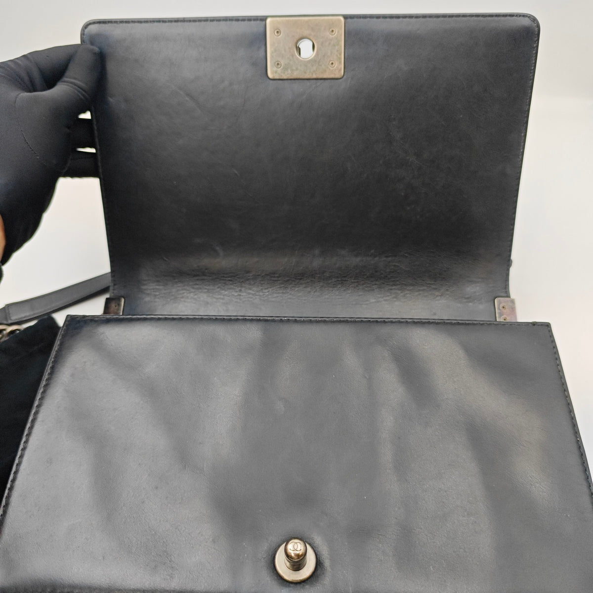 Chanel - Le Boy Large - Leather - Black - (Large)