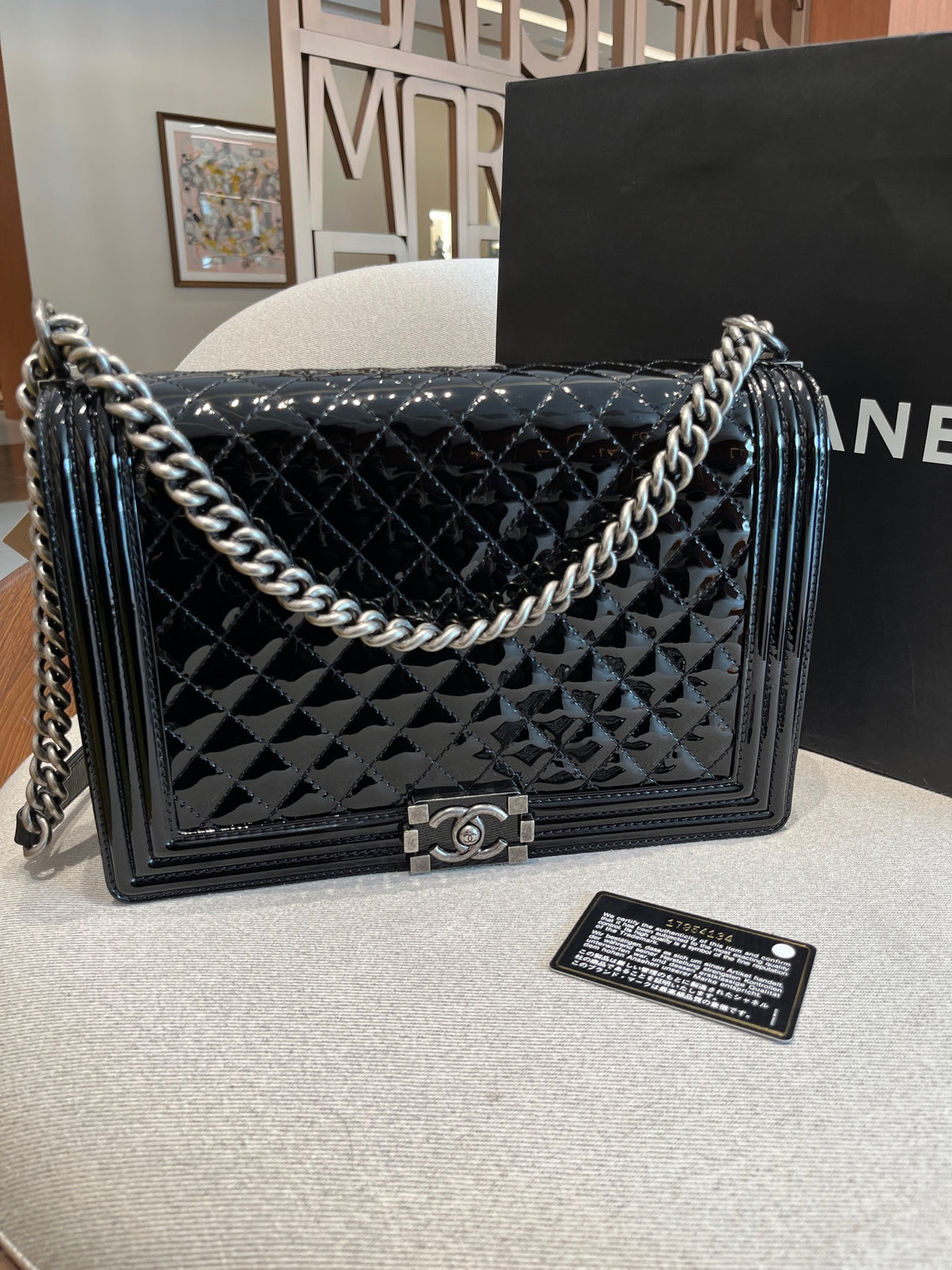 Chanel - Le Boy Large - Patent leather - Black - (large)