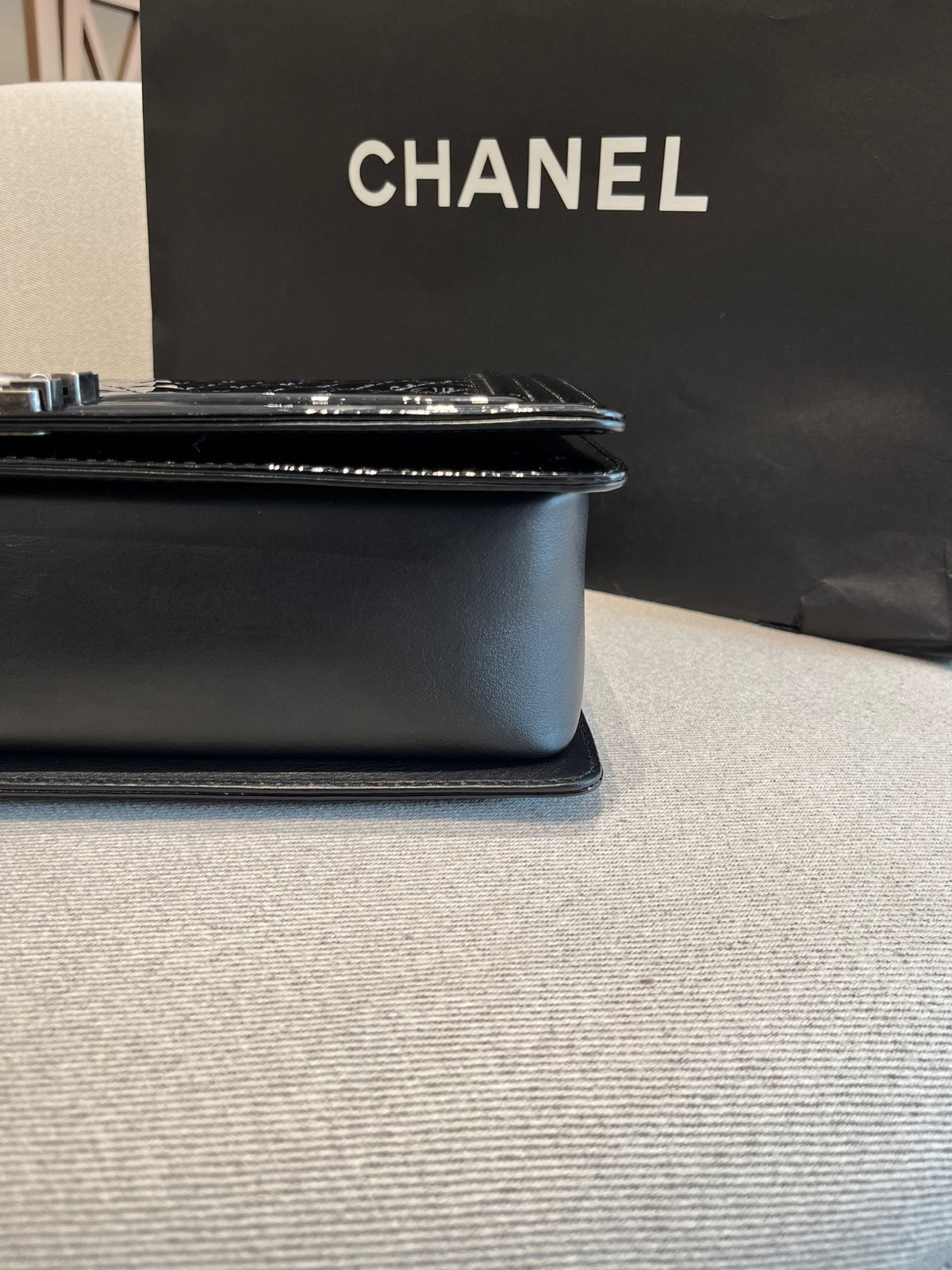 Chanel - Le Boy Large - Patent leather - Black - (large)