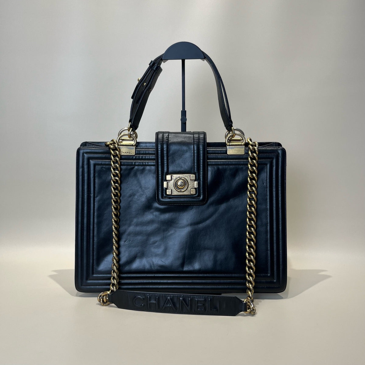 Chanel - Le Boy - Leather - Black
