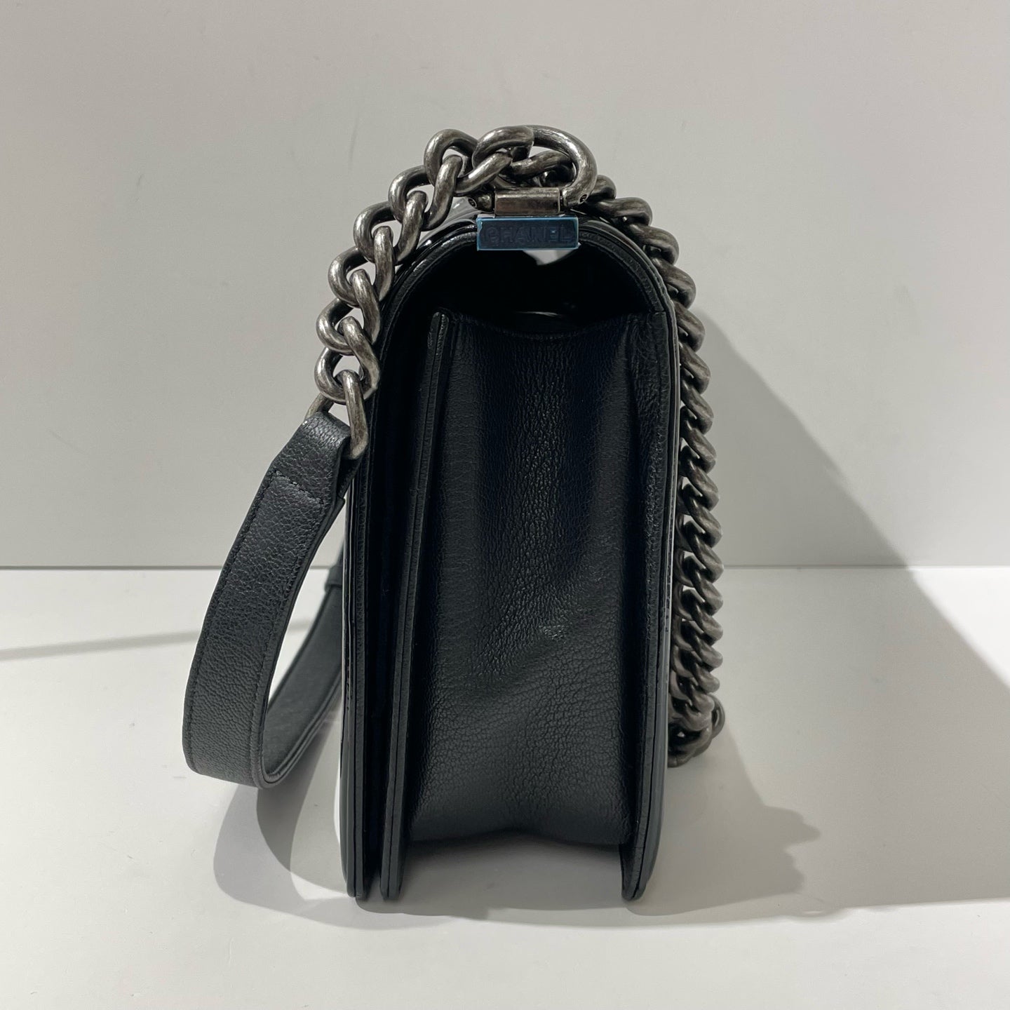 Chanel - Le Boy - Leather - Black - (Large)