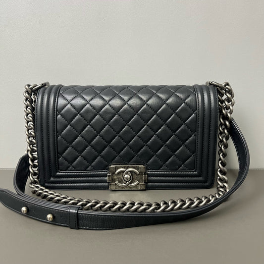 Chanel - Le Boy - Leather - Black - (Medium)