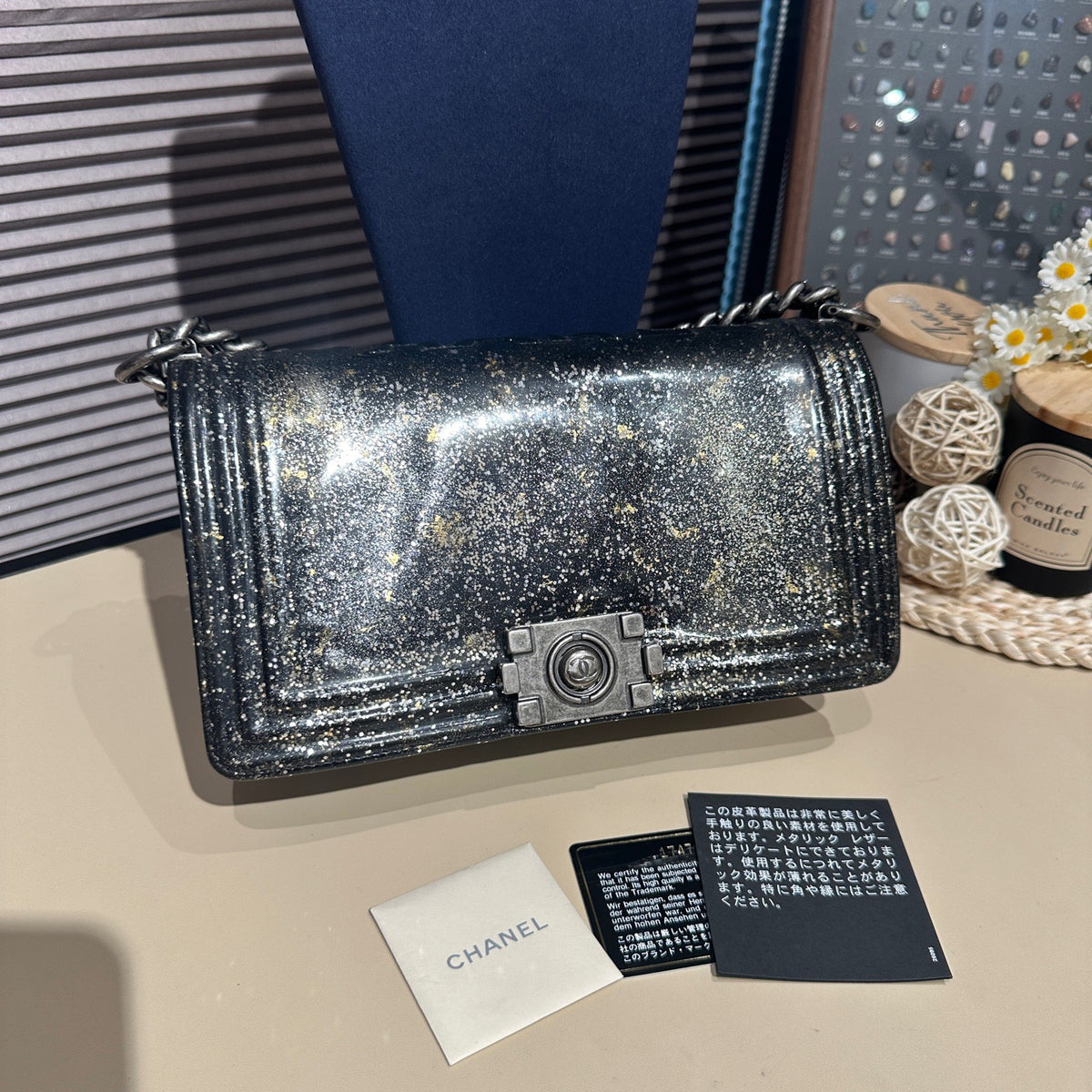 Chanel - Le Boy - Leather - Black - (medium)