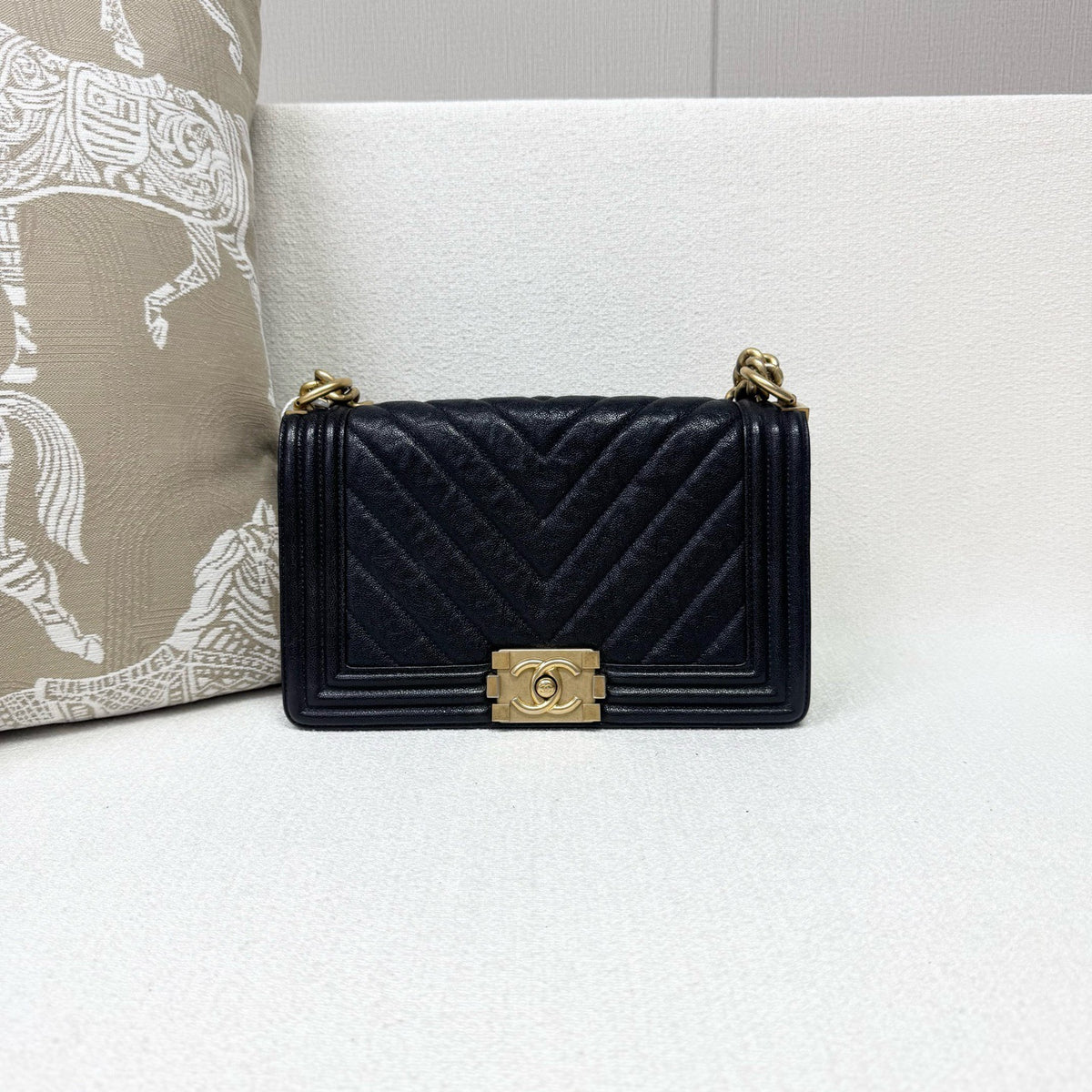 Chanel - Le Boy - Leather - Black - (medium)
