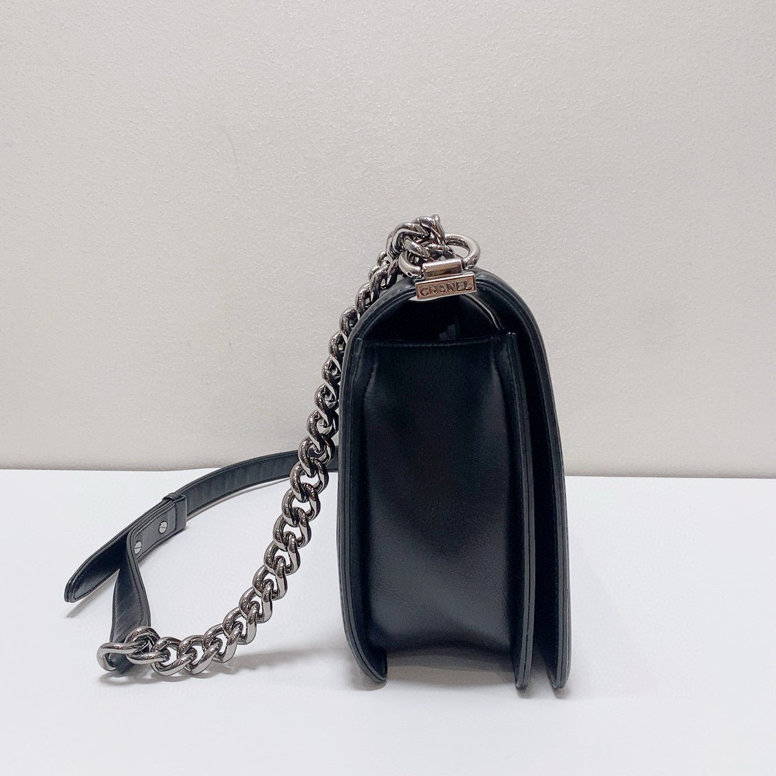 Chanel - Le Boy - Leather - Black - (medium)