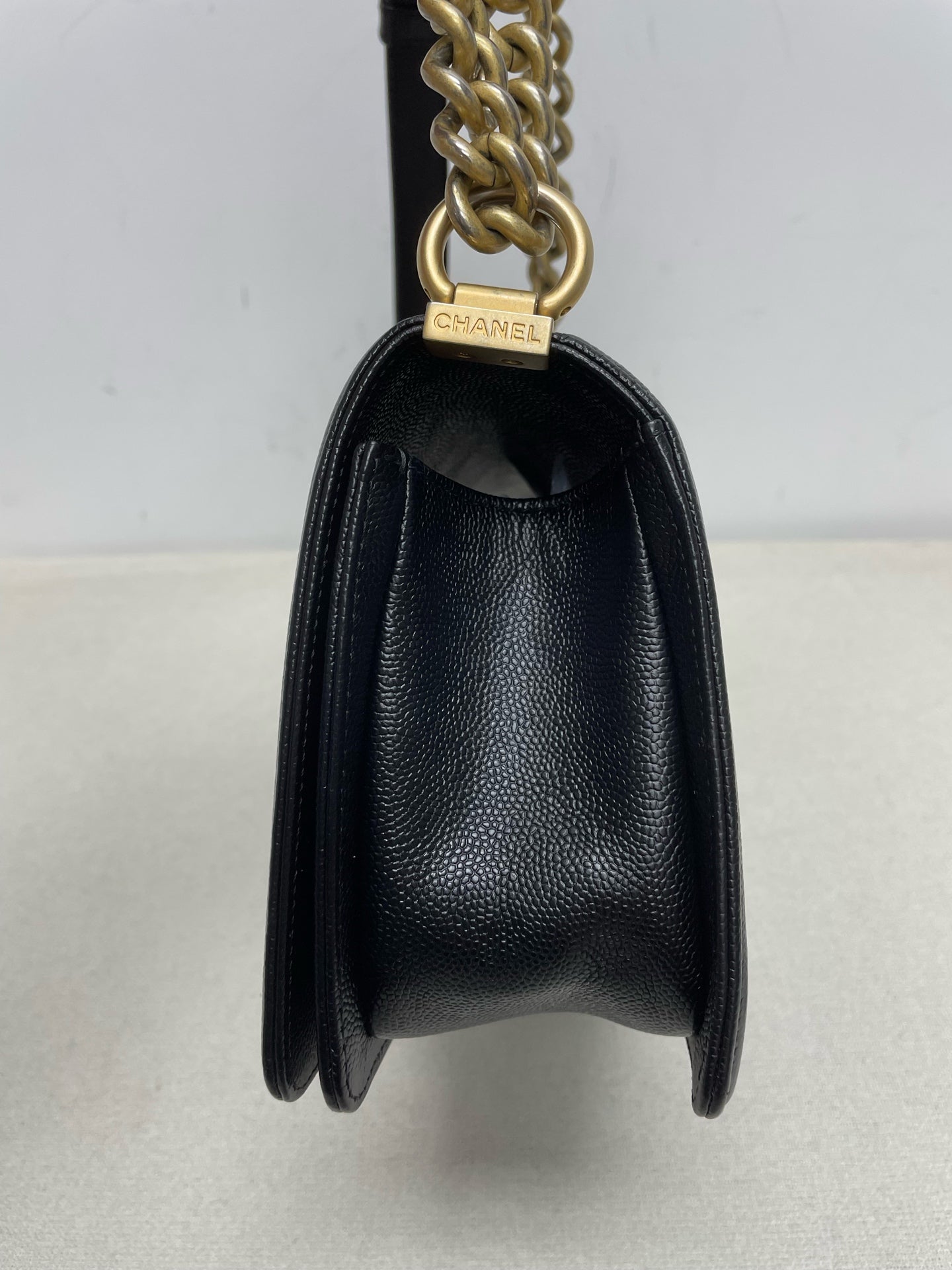 Chanel - Le Boy - Leather - Black - (medium)