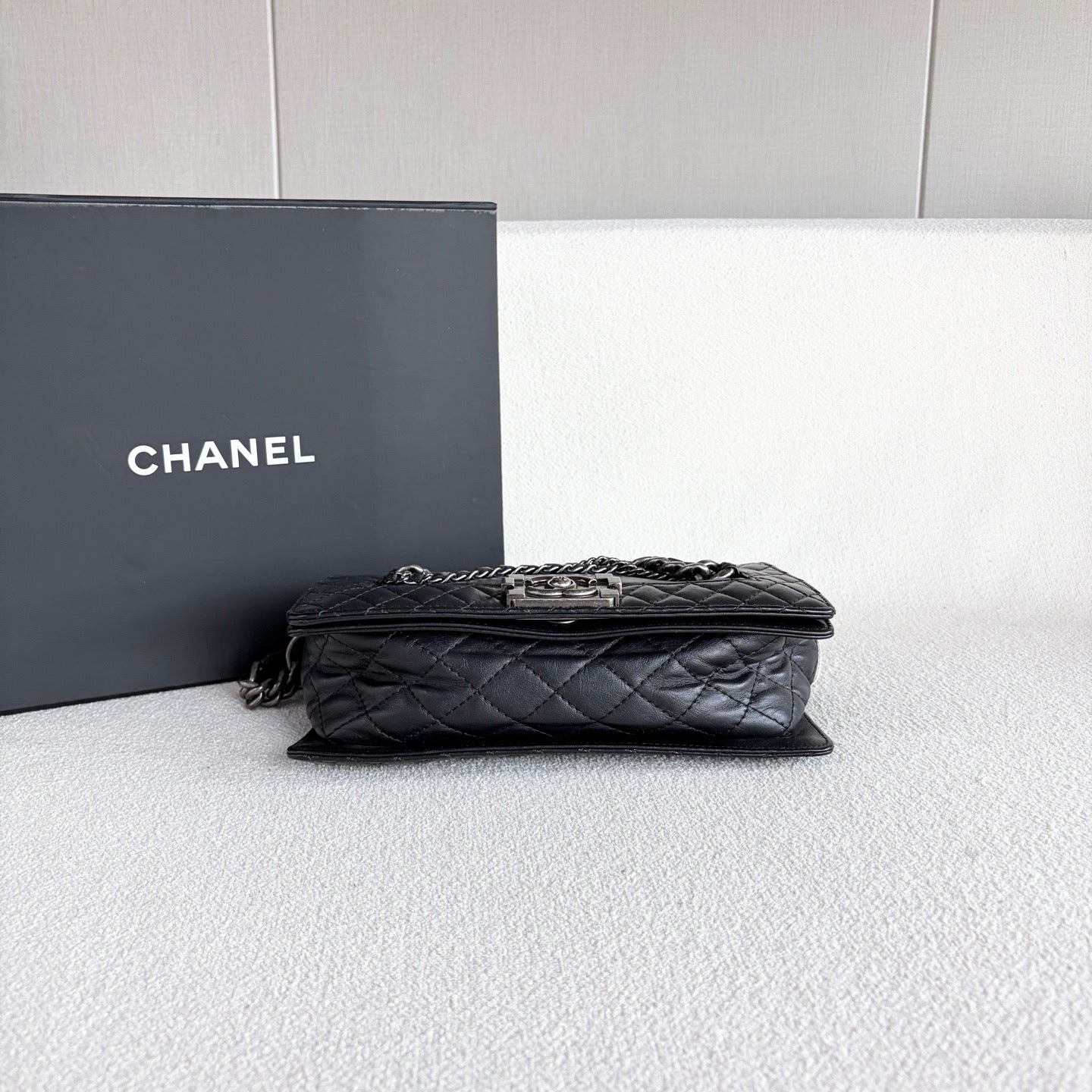 Chanel - Le Boy - Leather - Black - (medium)