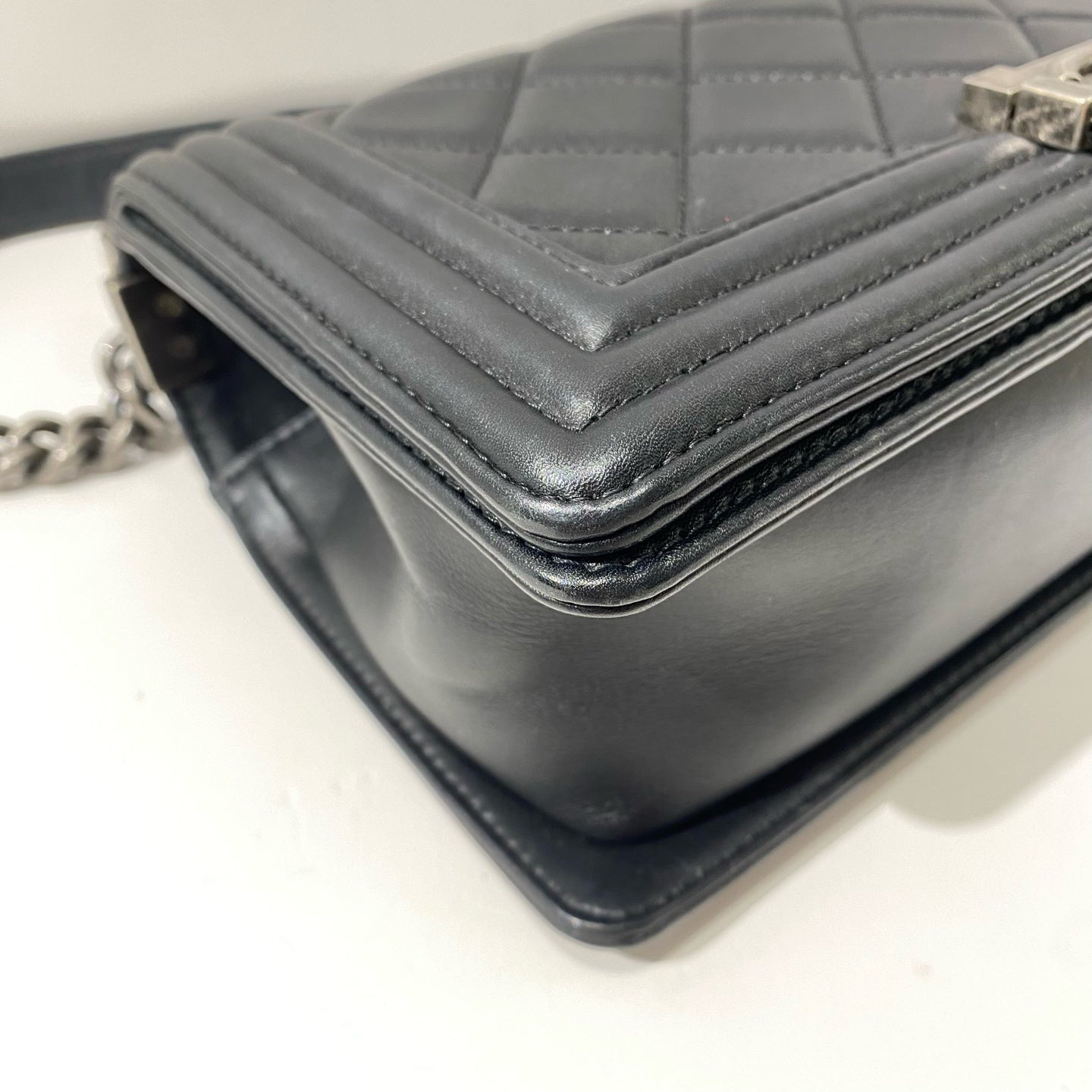 Chanel - Le Boy - Leather - Black - (medium)