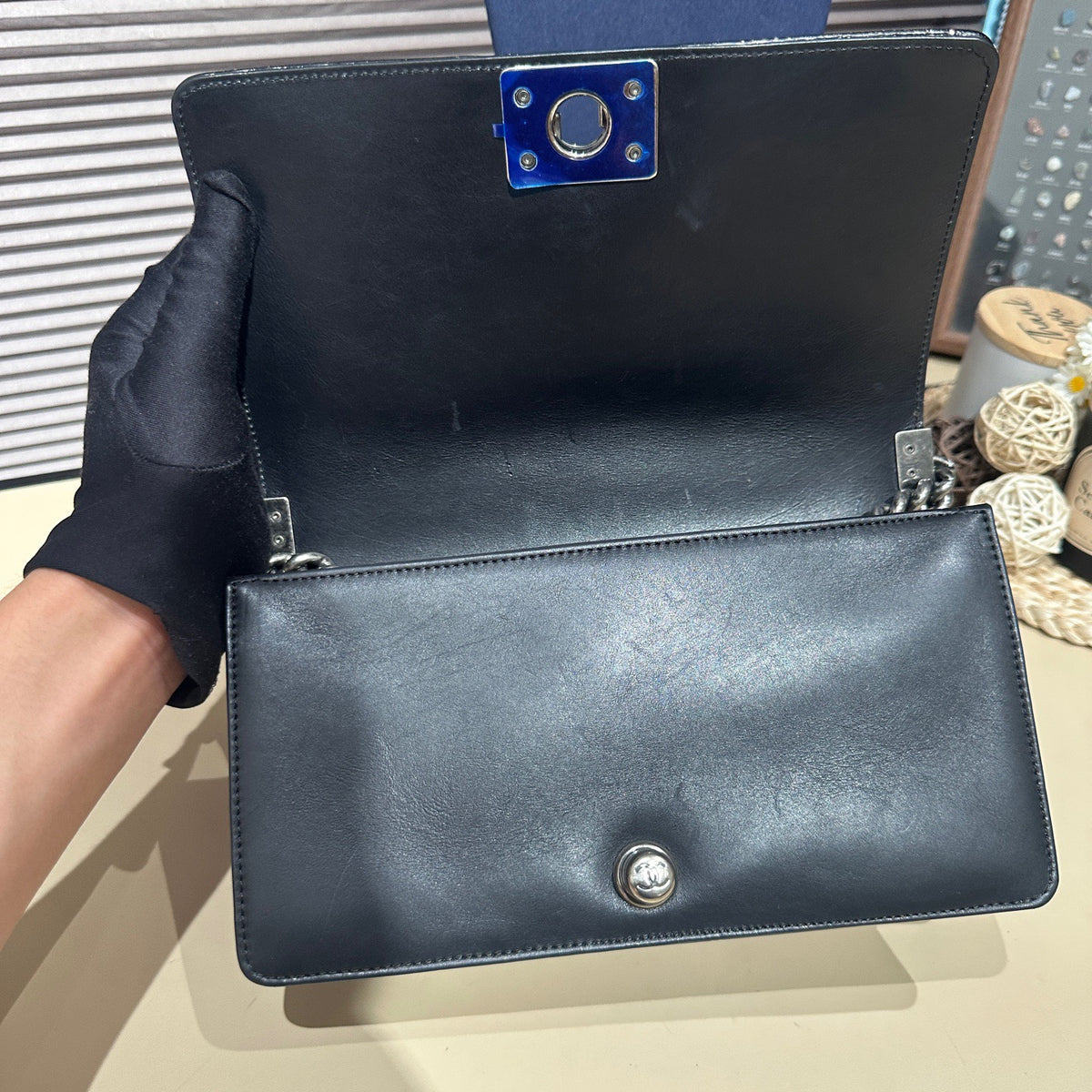 Chanel - Le Boy - Leather - Black - (medium)