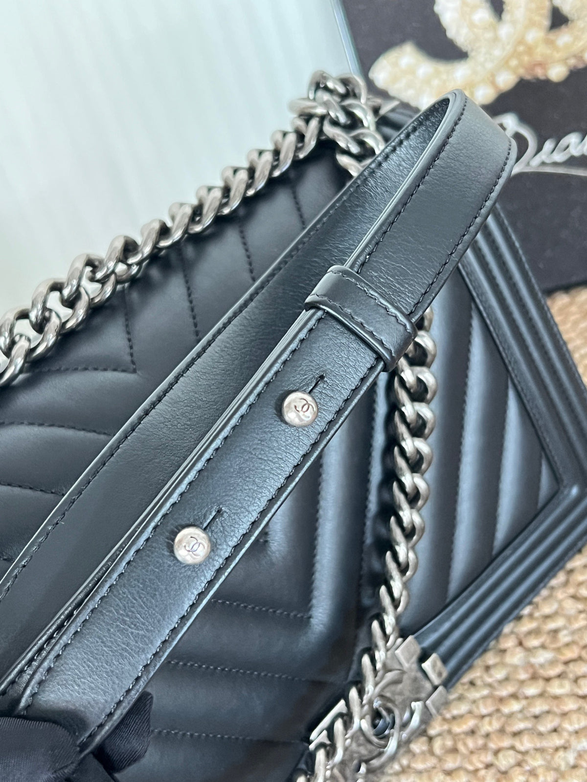 Chanel - Le Boy - Leather - Black - (medium)