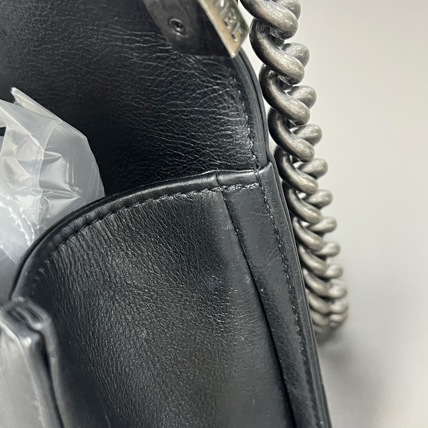 Chanel - Le Boy - Leather - Black - (Medium)