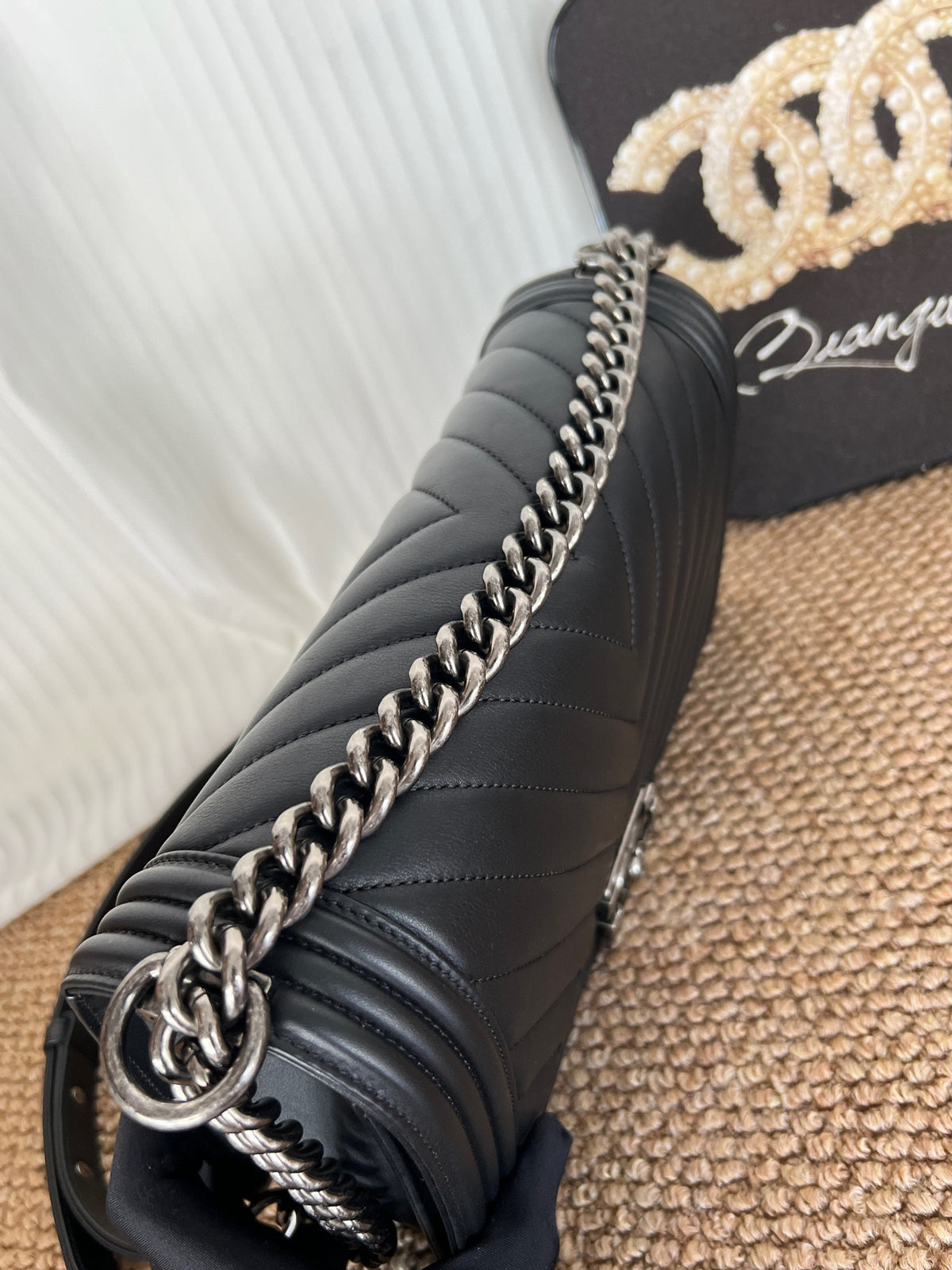 Chanel - Le Boy - Leather - Black - (medium)