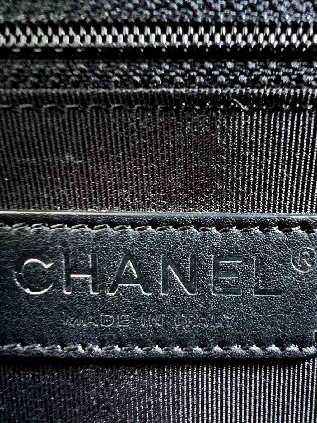 Chanel - Le Boy - Leather - Black - (medium)