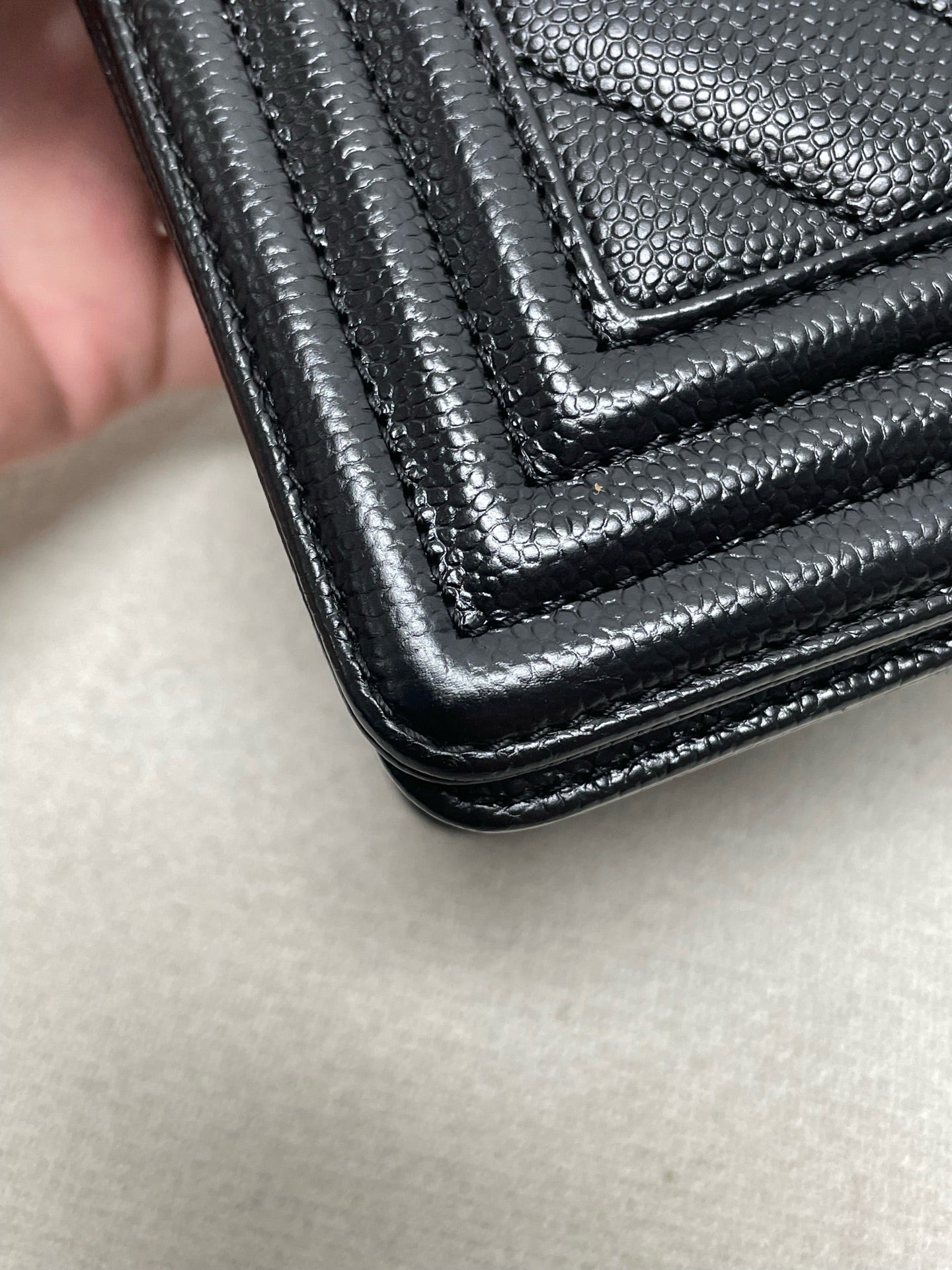 Chanel - Le Boy - Leather - Black - (medium)