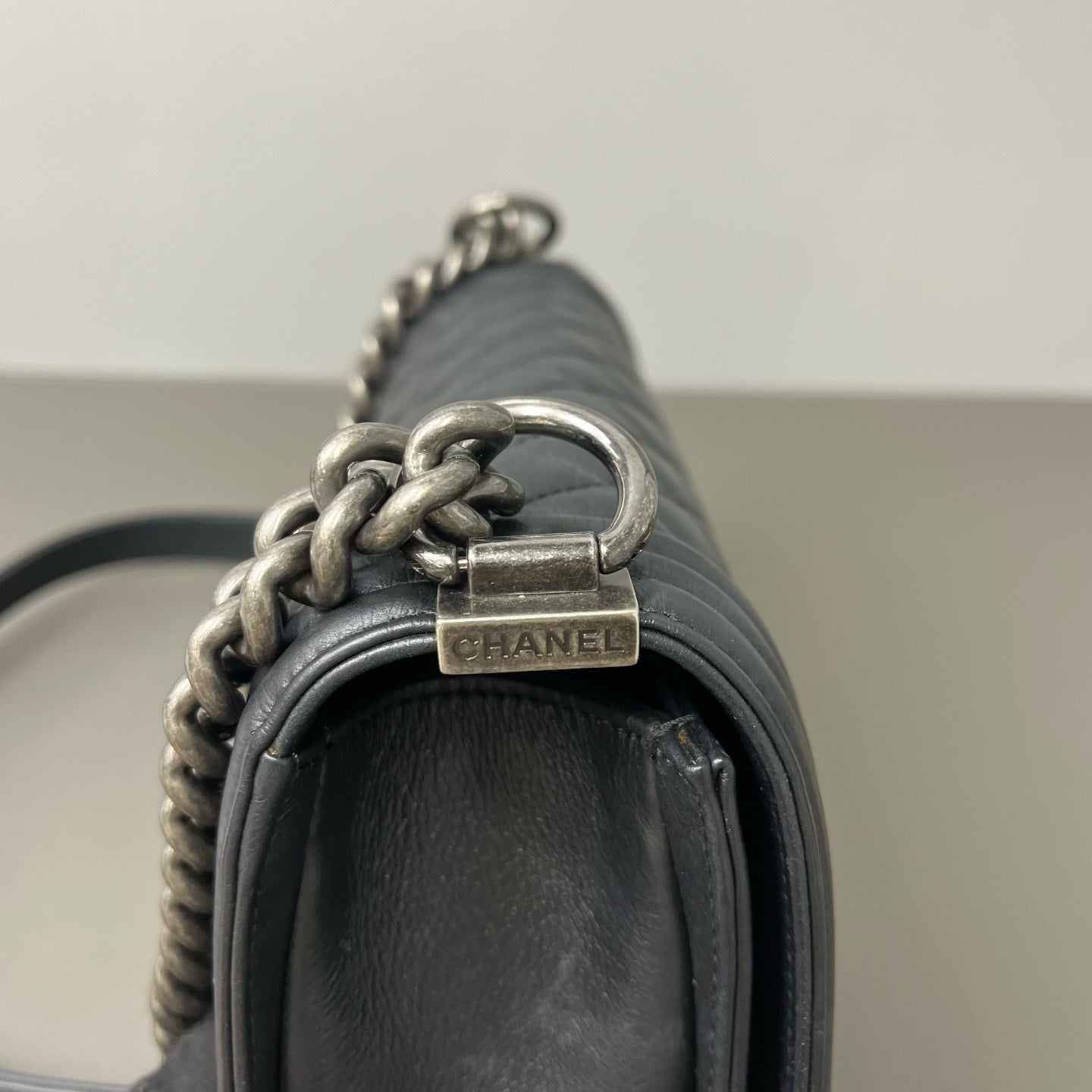 Chanel - Le Boy - Leather - Black - (Medium)
