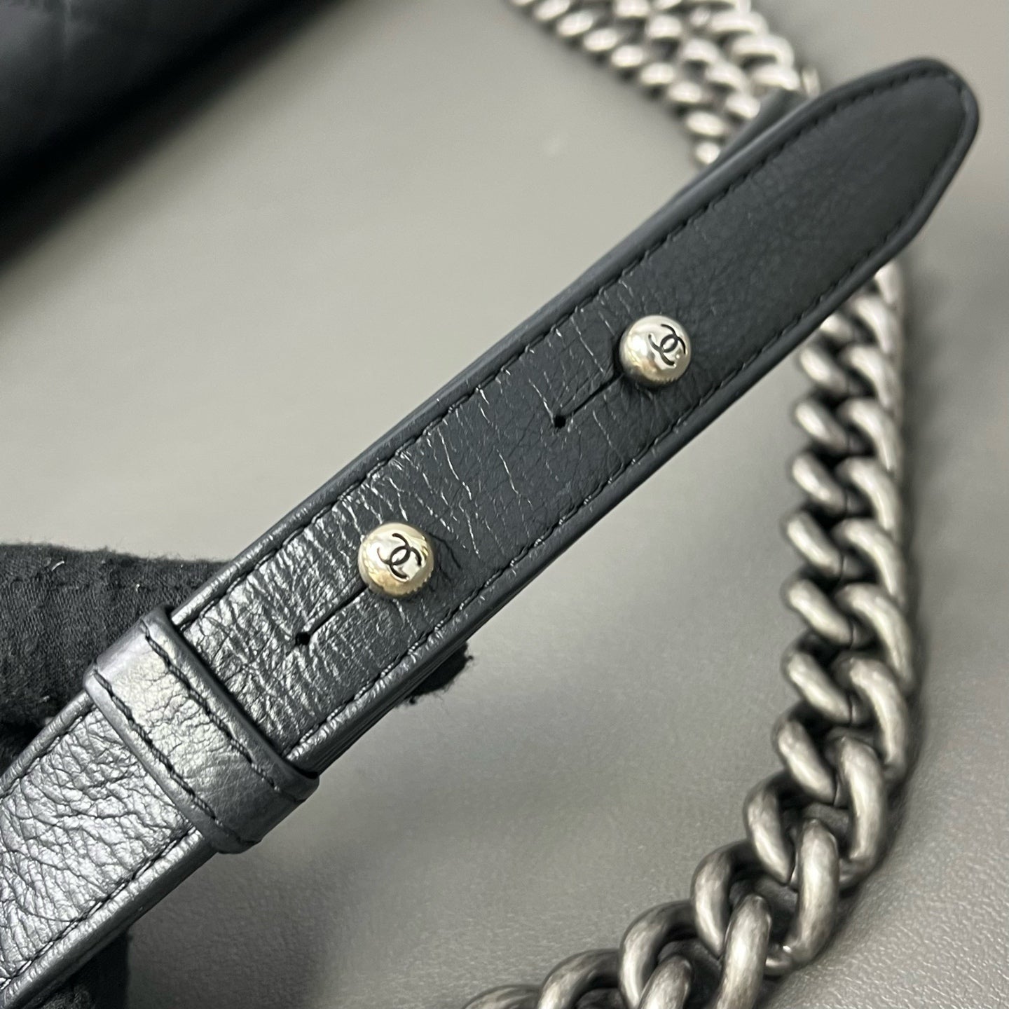Chanel - Le Boy - Leather - Black - (Medium)