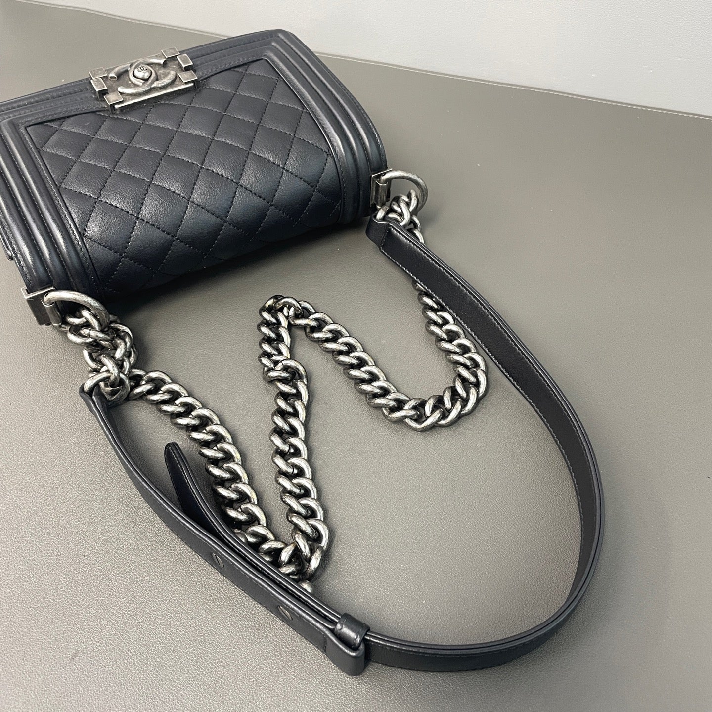 Chanel - Le Boy - Leather - Black - (small)