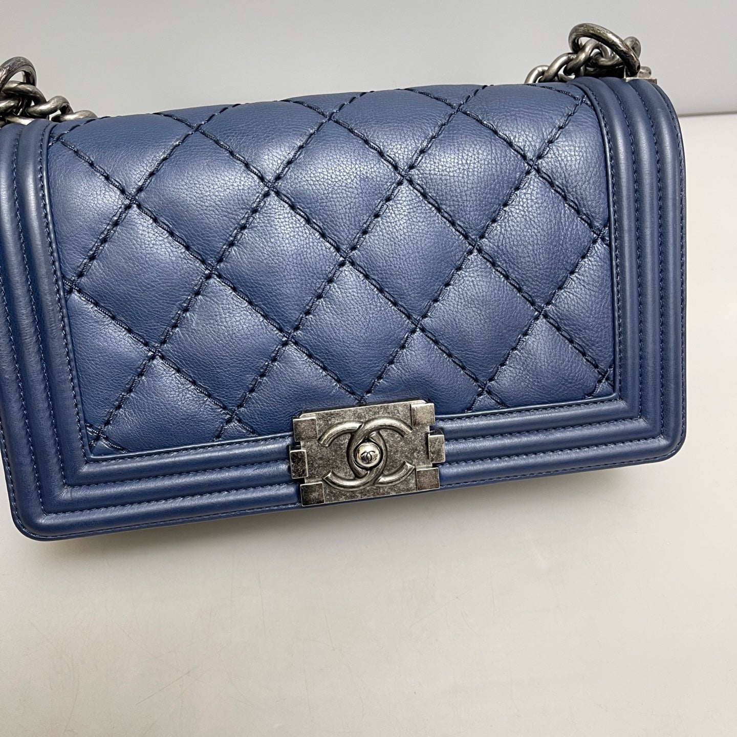Chanel - Le Boy - Leather - Blue - (medium)