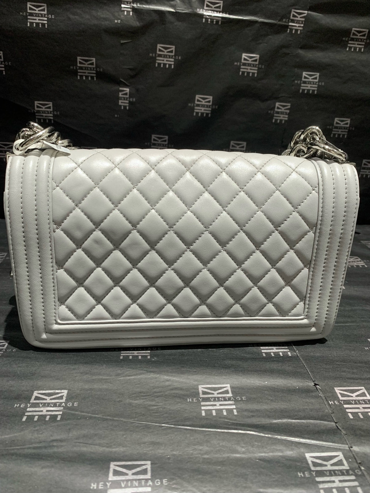Chanel - Le Boy - Leather - Grey - (medium)